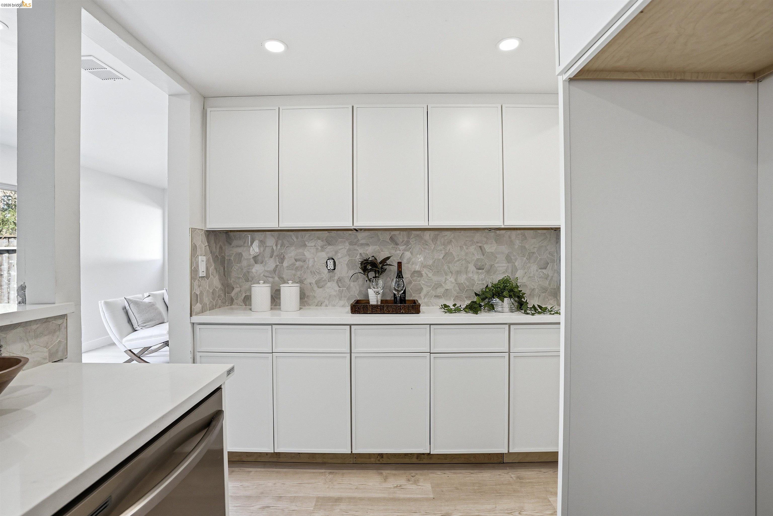 Photo #14: 41127602 Listing: Photo #14