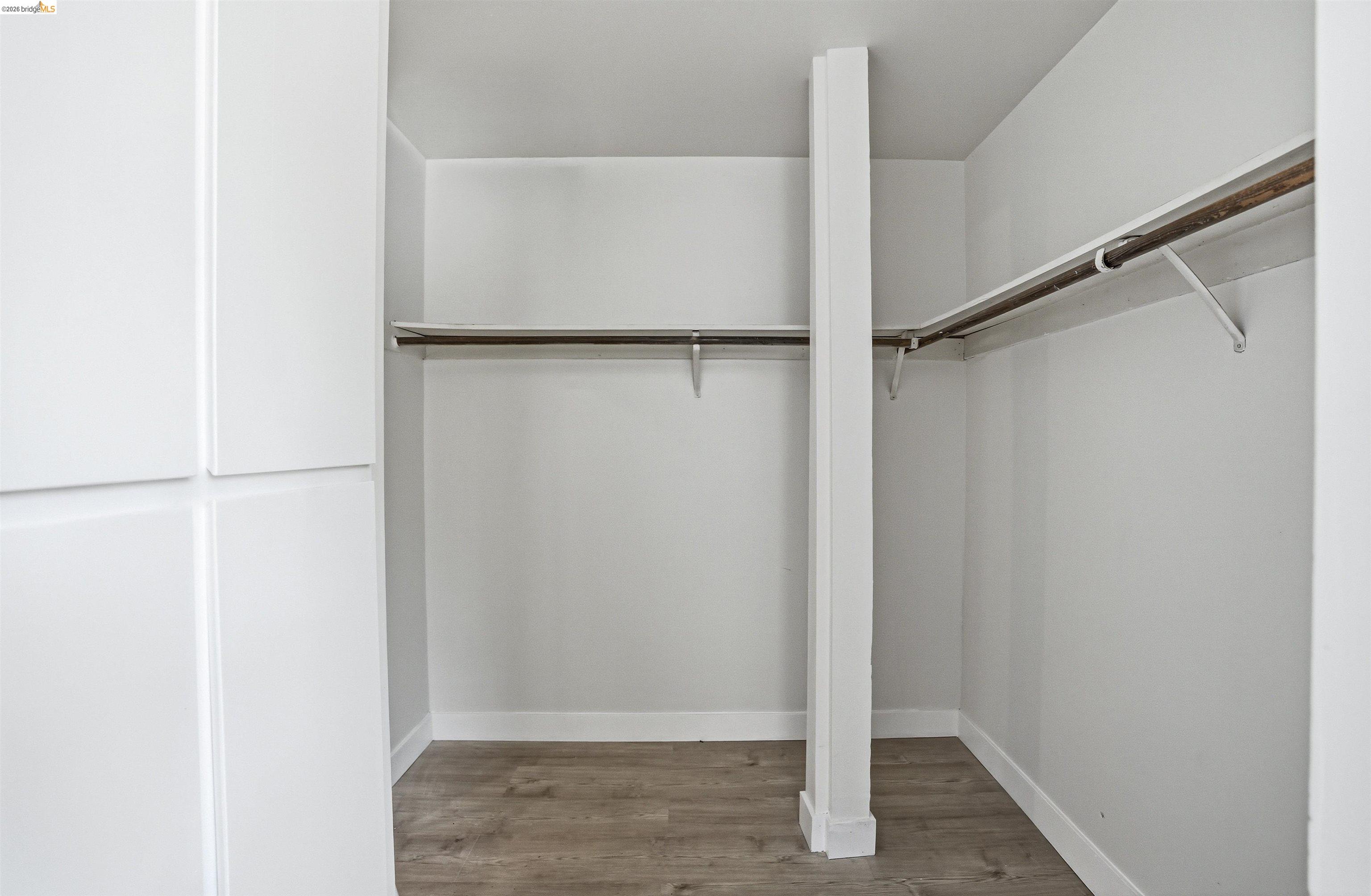 Photo #21: 41127602 Listing: Photo #21