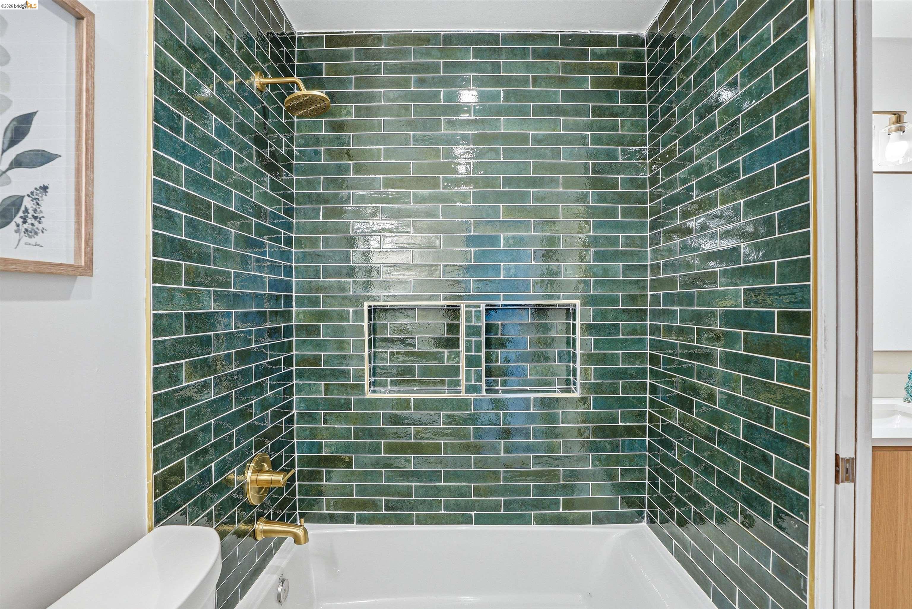 Photo #22: 41127602 Listing: Photo #22