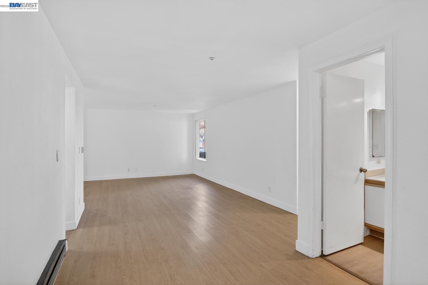 Photo #11: 41127604 Listing: Photo #11