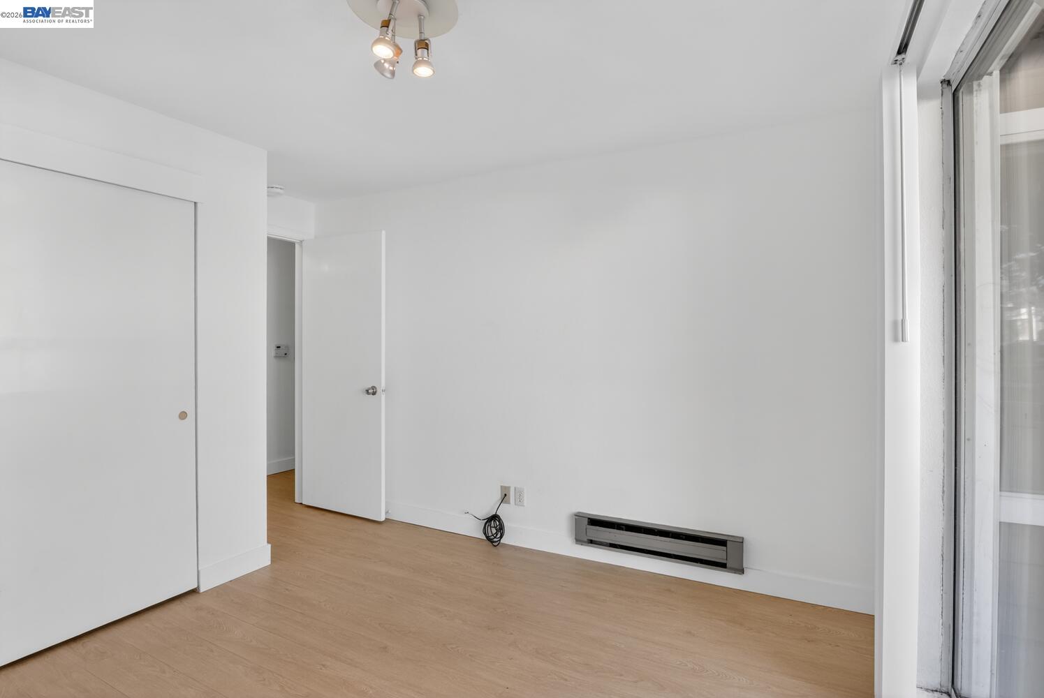 Photo #21: 41127604 Listing: Photo #21