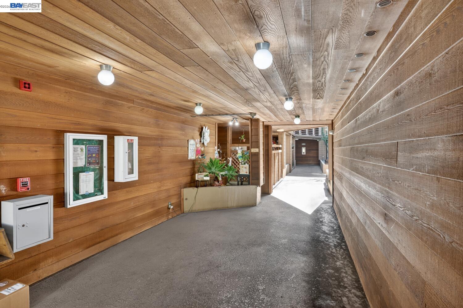 Photo #7: 41127604 Listing: Photo #7