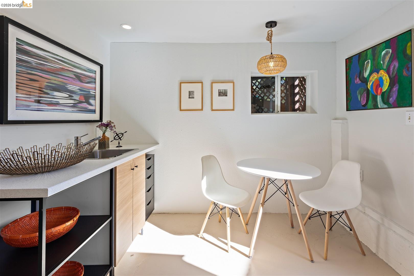 Detail Gallery Image 28 of 55 For 1950 Hopkins Street, Berkeley,  CA 94707 - 2 Beds | 2 Baths