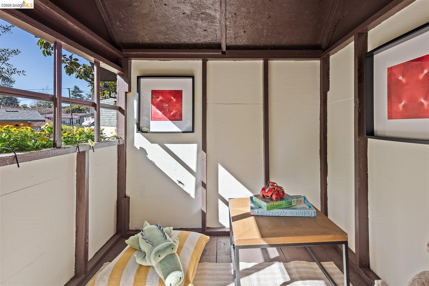 Detail Gallery Image 33 of 55 For 1950 Hopkins Street, Berkeley,  CA 94707 - 2 Beds | 2 Baths