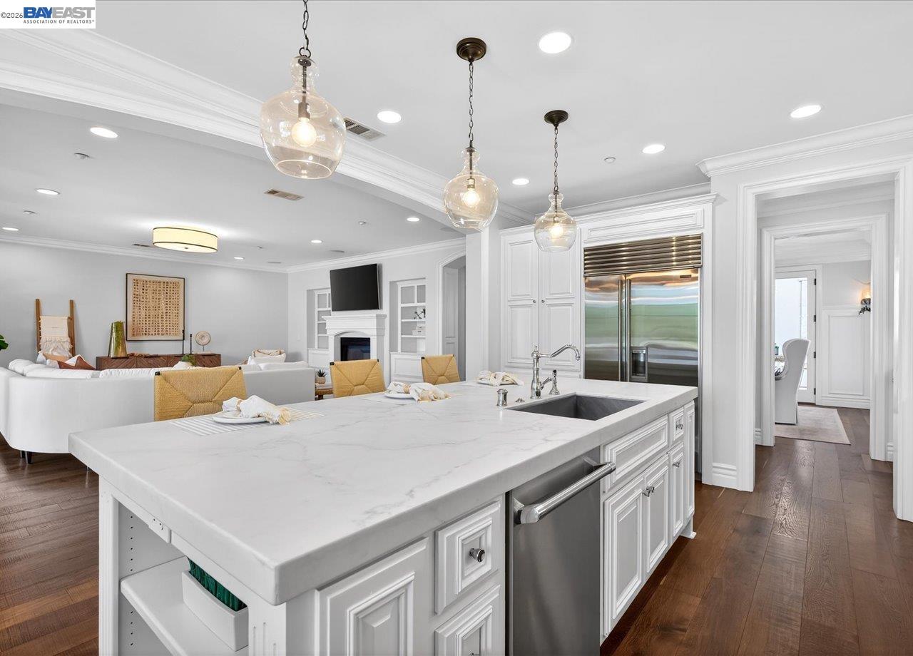 Detail Gallery Image 18 of 60 For 130 Tamarind Ln, Danville,  CA 94526 - 6 Beds | 6/1 Baths