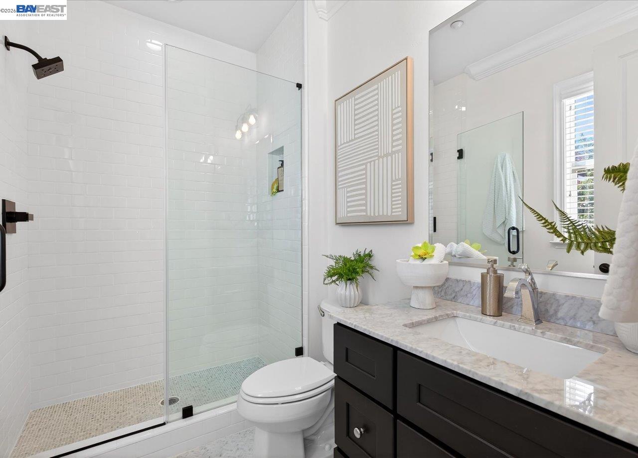 Detail Gallery Image 34 of 60 For 130 Tamarind Ln, Danville,  CA 94526 - 6 Beds | 6/1 Baths