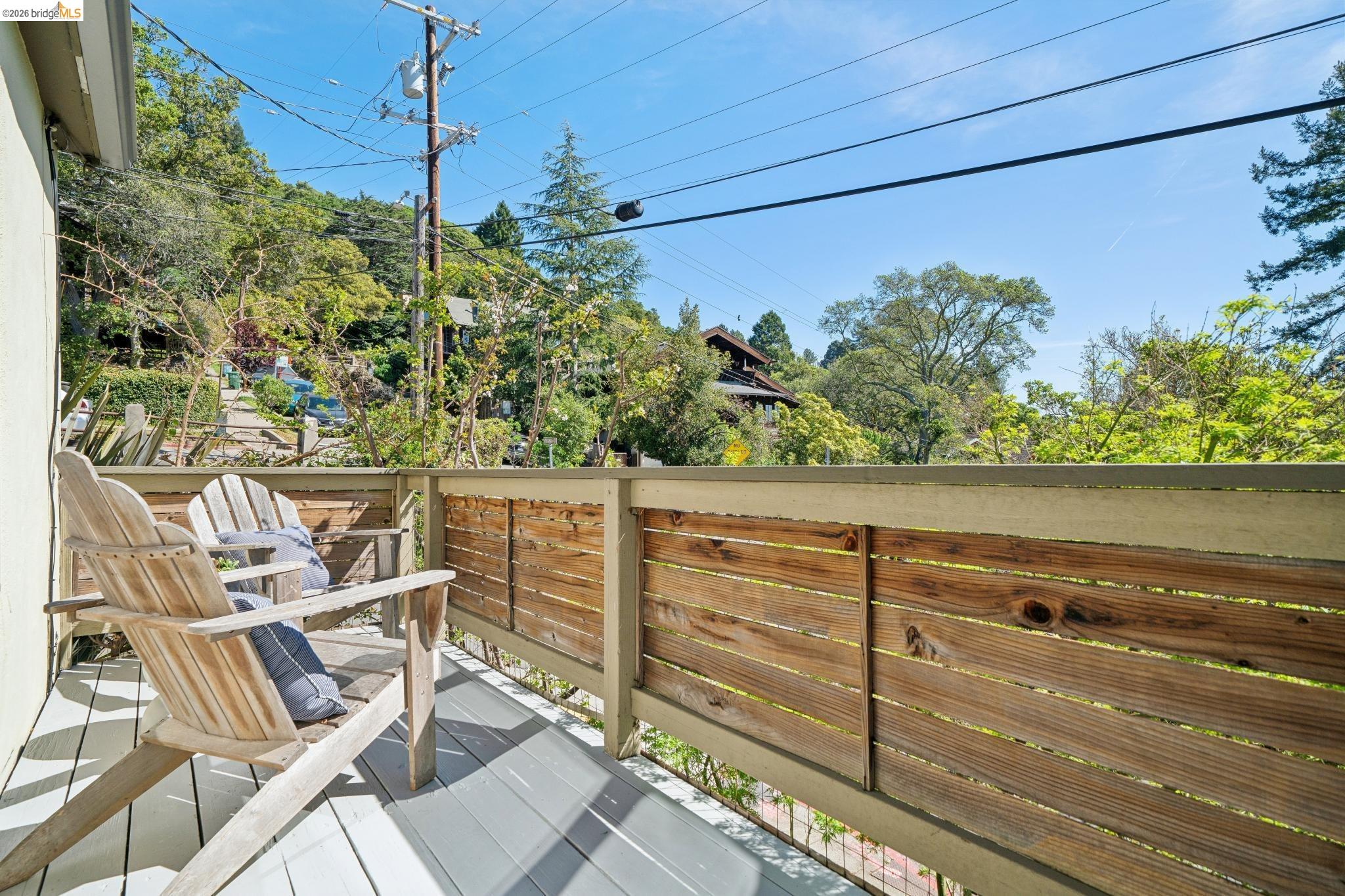 Detail Gallery Image 20 of 49 For 1698 La Loma Ave, Berkeley,  CA 94709 - 1 Beds | 1 Baths