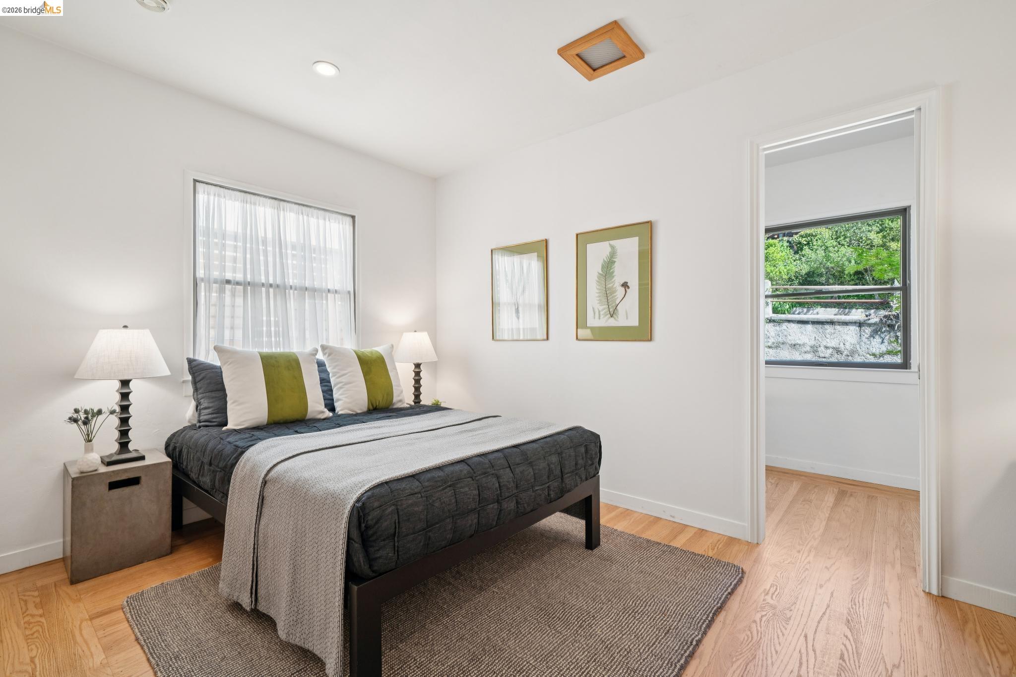 Detail Gallery Image 28 of 49 For 1698 La Loma Ave, Berkeley,  CA 94709 - 1 Beds | 1 Baths