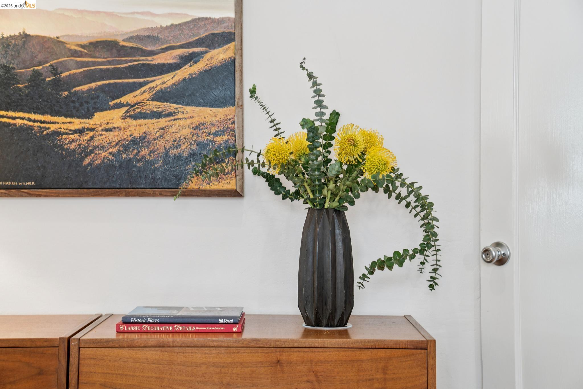 Detail Gallery Image 31 of 49 For 1698 La Loma Ave, Berkeley,  CA 94709 - 1 Beds | 1 Baths