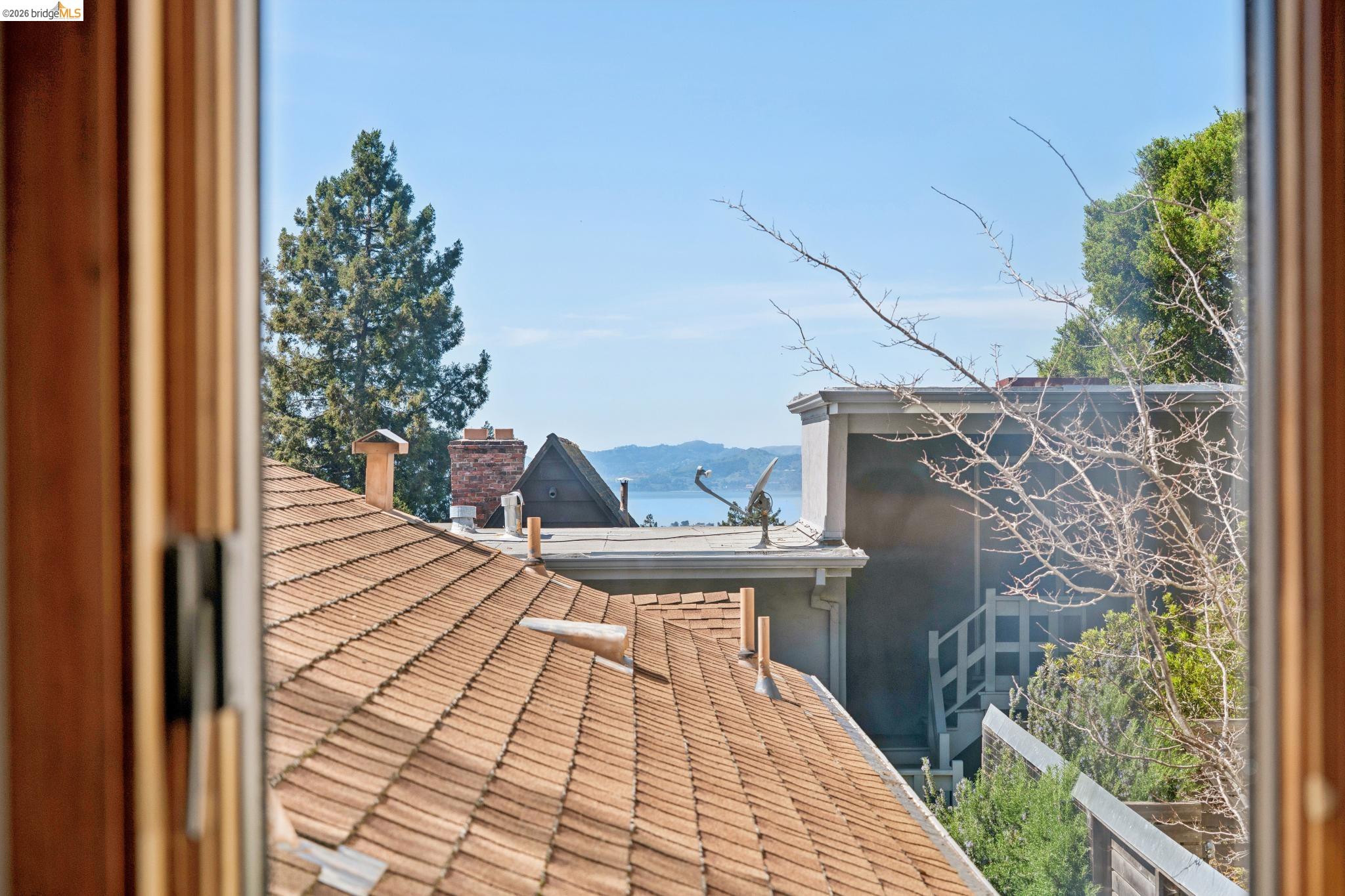 Detail Gallery Image 39 of 49 For 1698 La Loma Ave, Berkeley,  CA 94709 - 1 Beds | 1 Baths