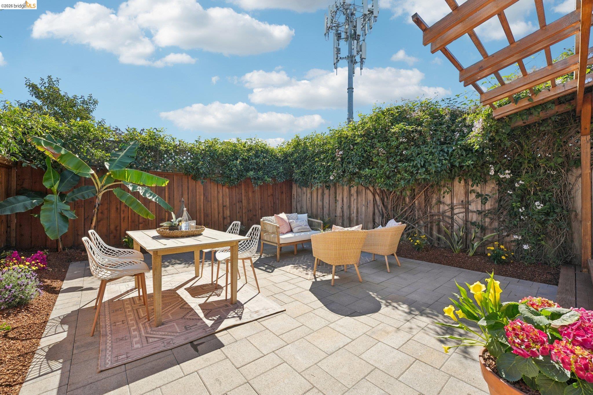 Detail Gallery Image 29 of 30 For 491 Mcauley St, Oakland,  CA 94609 - 3 Beds | 2 Baths