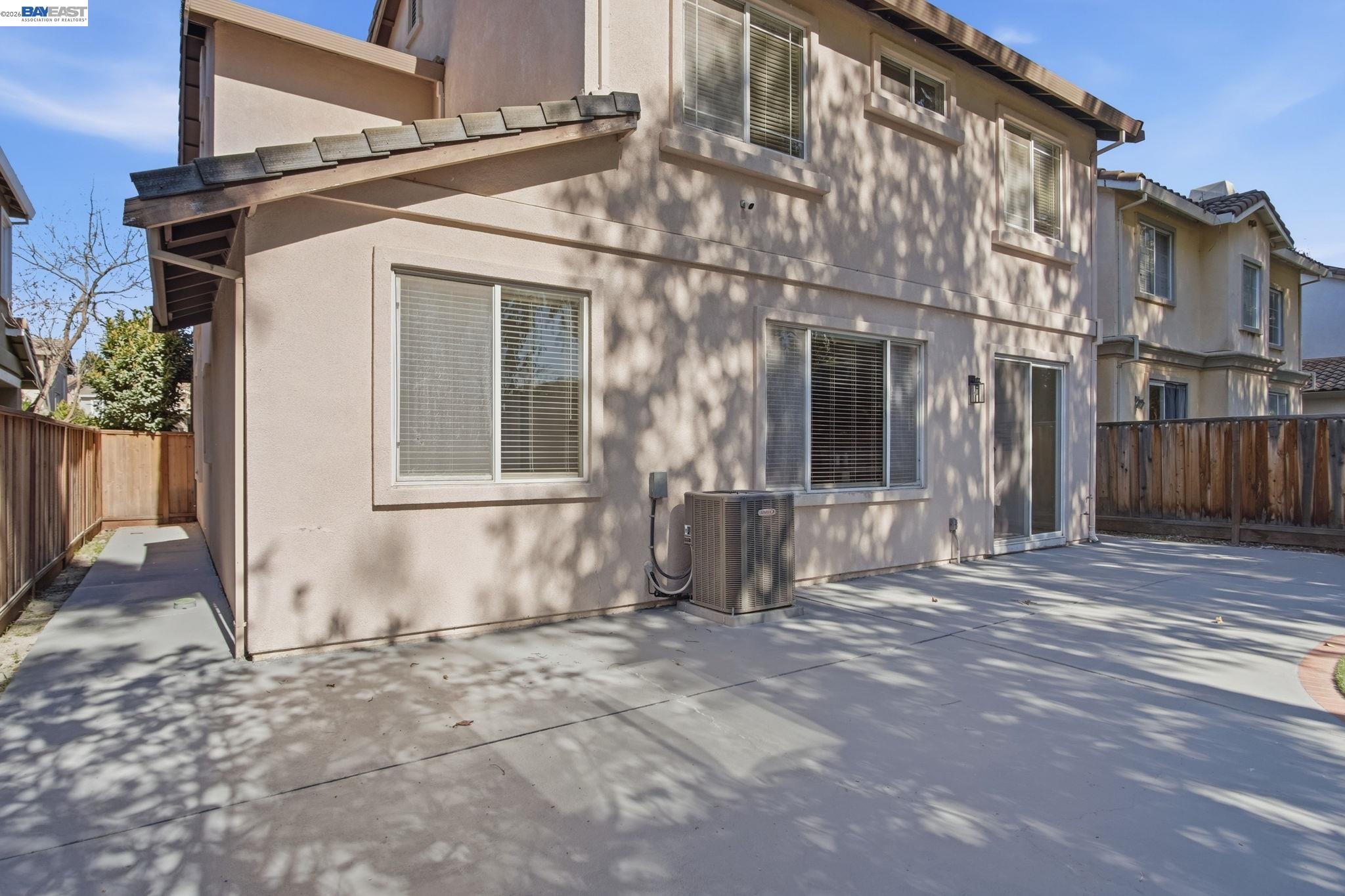 Detail Gallery Image 31 of 32 For 116 Mahogany Ln, Union City,  CA 94587 - 4 Beds | 3 Baths