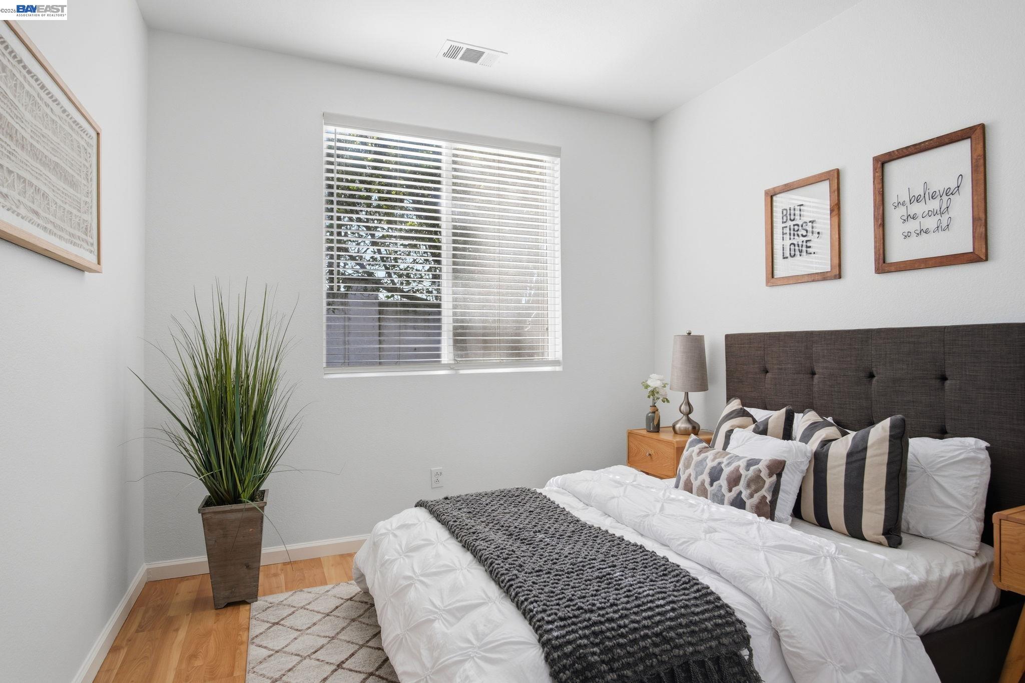 Detail Gallery Image 8 of 32 For 116 Mahogany Ln, Union City,  CA 94587 - 4 Beds | 3 Baths