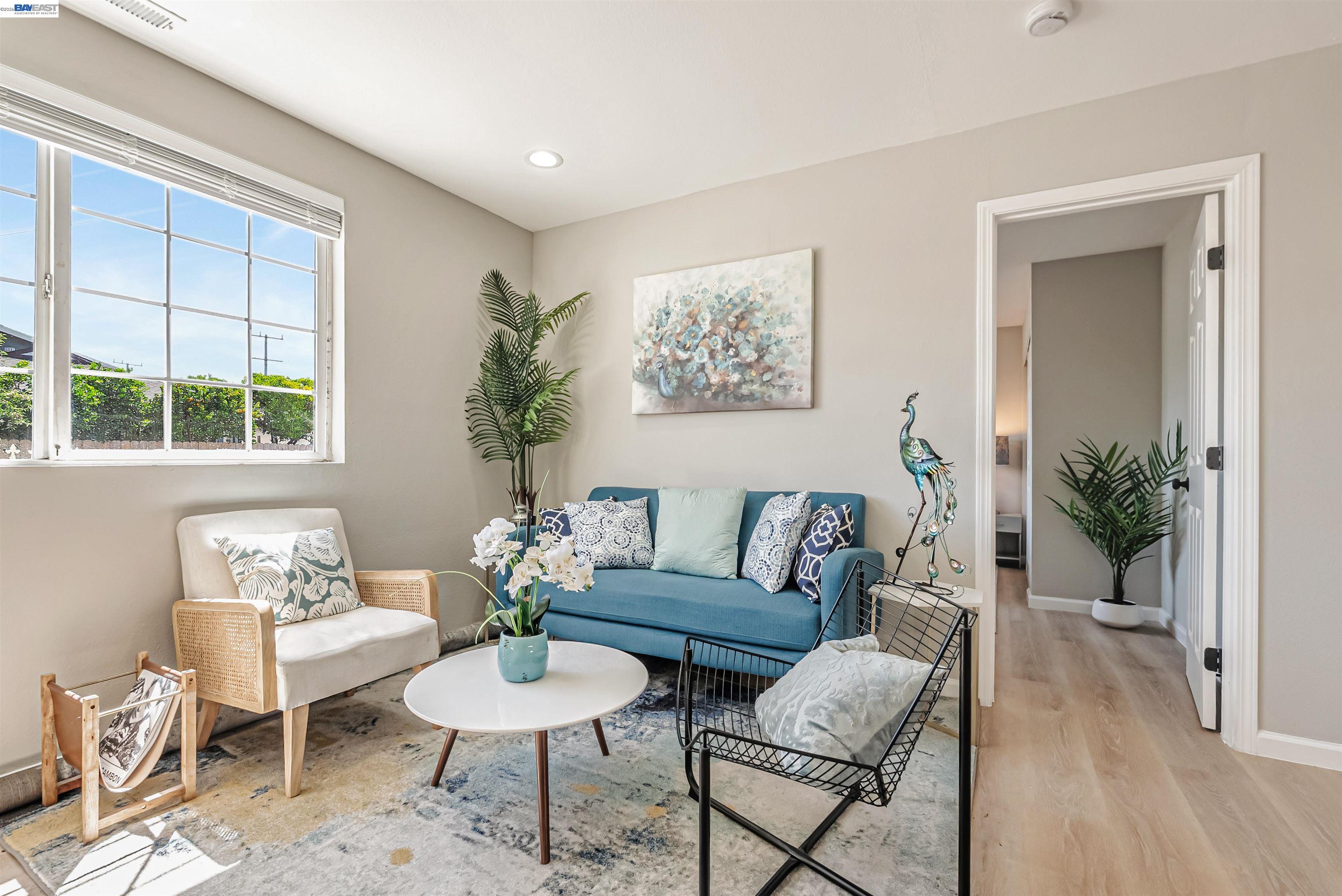 Detail Gallery Image 7 of 23 For 1111 Stonington Ave, San Pablo,  CA 94806 - 3 Beds | 2 Baths