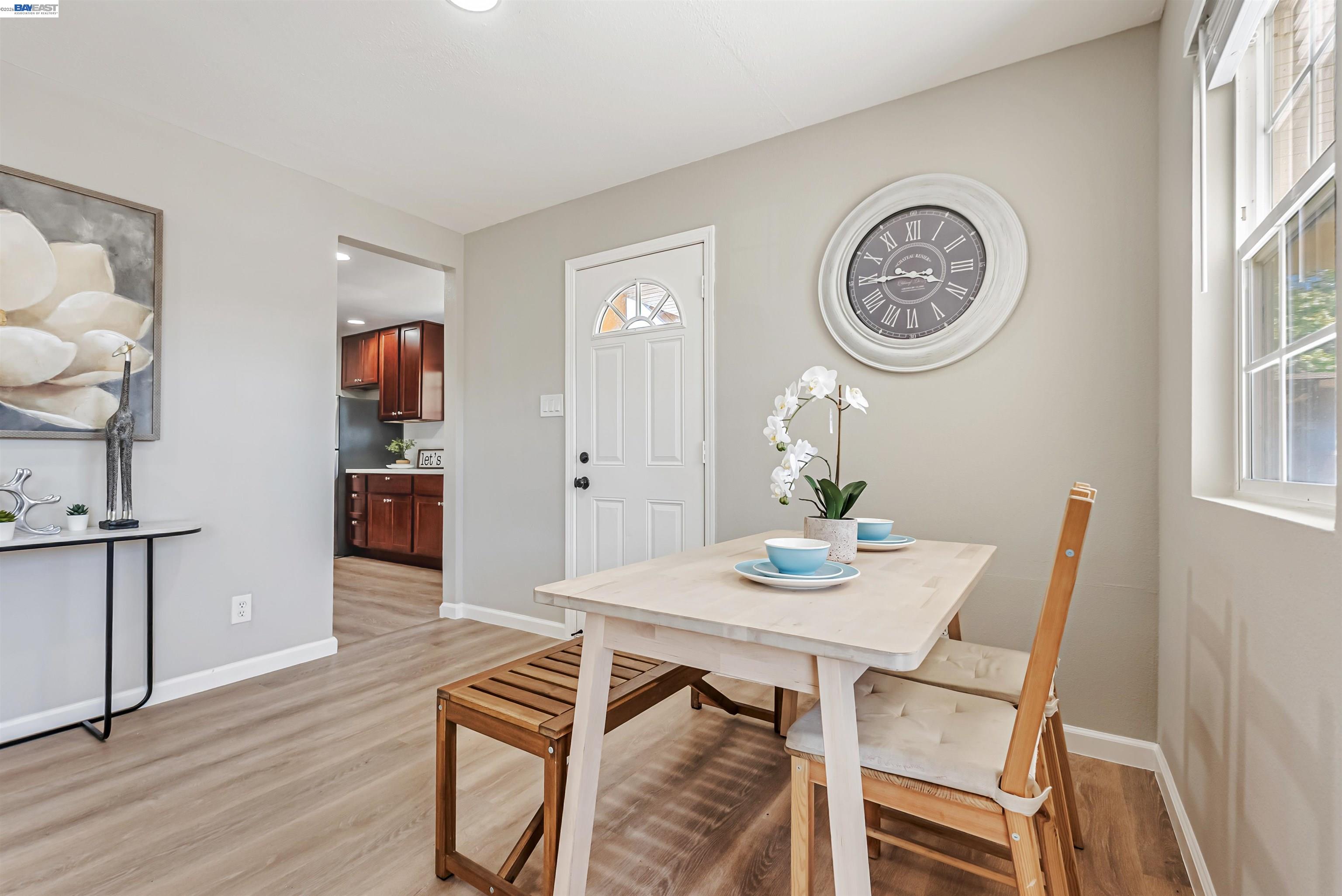 Detail Gallery Image 10 of 23 For 1111 Stonington Ave, San Pablo,  CA 94806 - 3 Beds | 2 Baths