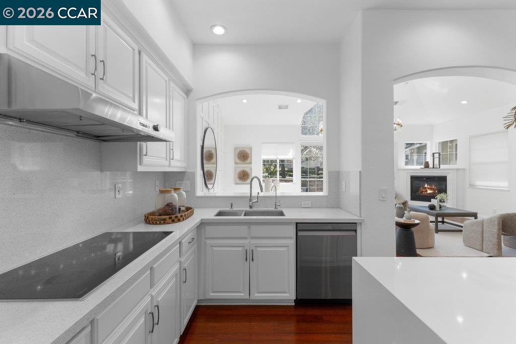 Detail Gallery Image 19 of 52 For 172 Sugarloaf Ct, Alamo,  CA 94507 - 4 Beds | 2 Baths