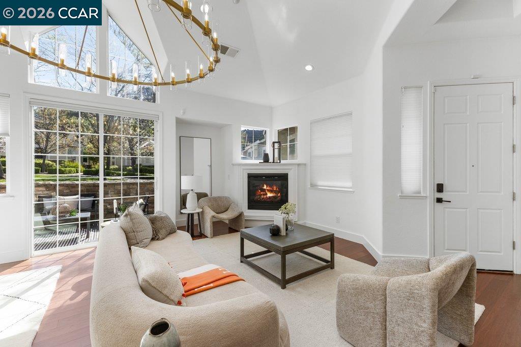 Detail Gallery Image 8 of 52 For 172 Sugarloaf Ct, Alamo,  CA 94507 - 4 Beds | 2 Baths