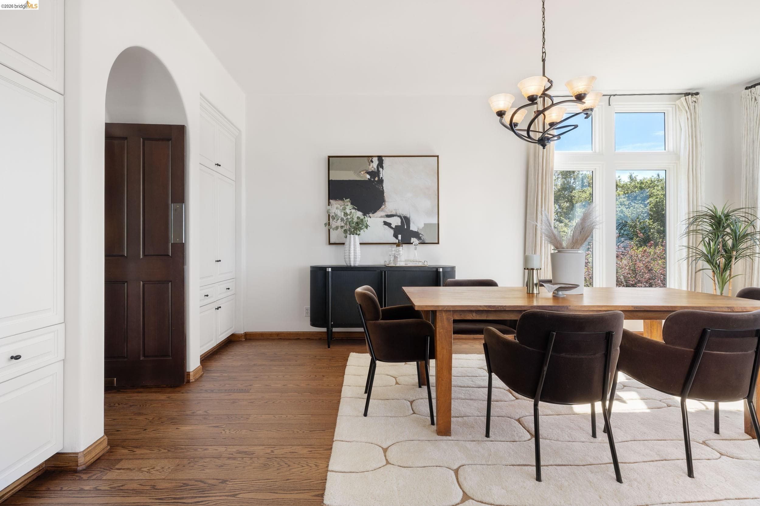 Detail Gallery Image 19 of 60 For 4951 Proctor Ave, Oakland,  CA 94618 - 3 Beds | 2/1 Baths