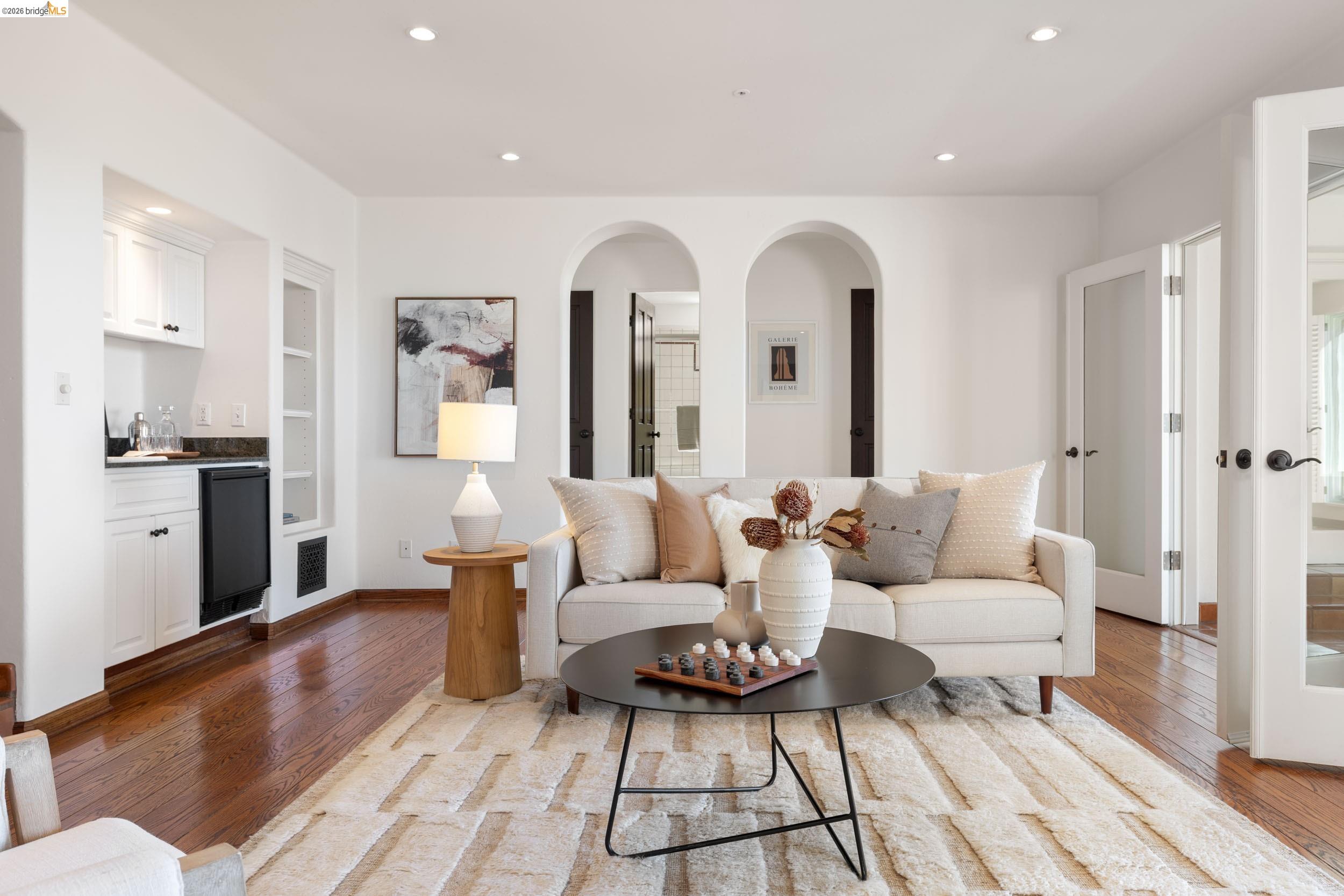 Detail Gallery Image 28 of 60 For 4951 Proctor Ave, Oakland,  CA 94618 - 3 Beds | 2/1 Baths