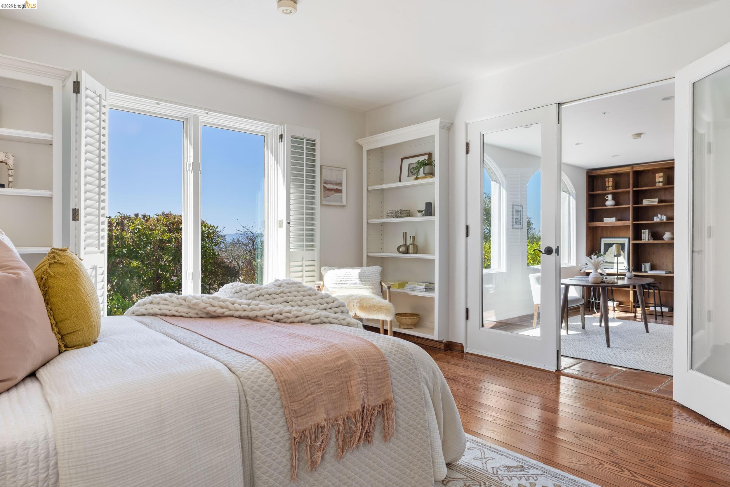 Detail Gallery Image 34 of 60 For 4951 Proctor Ave, Oakland,  CA 94618 - 3 Beds | 2/1 Baths