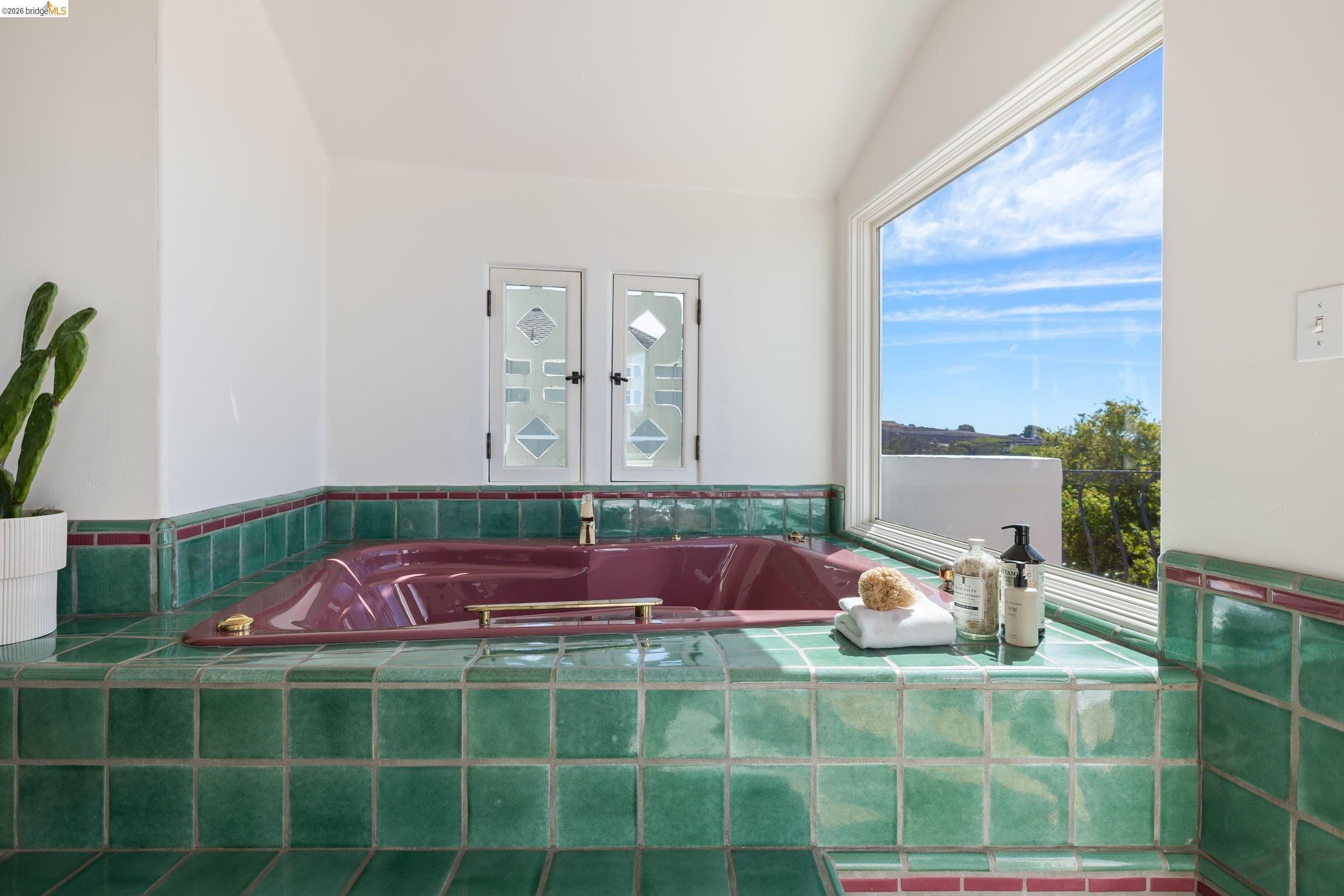 Detail Gallery Image 47 of 60 For 4951 Proctor Ave, Oakland,  CA 94618 - 3 Beds | 2/1 Baths