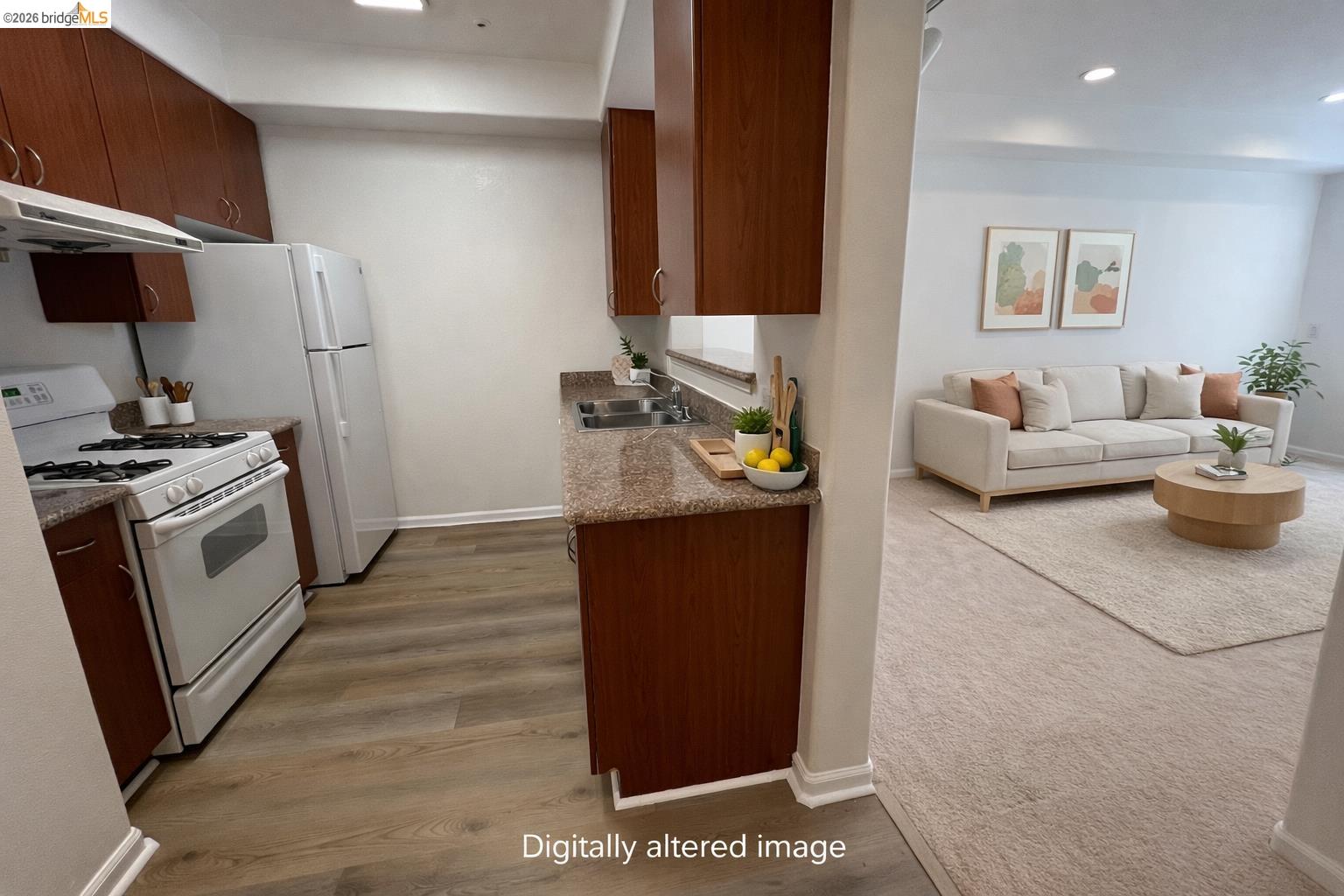 Photo #3: 41127620 Listing: Photo #3