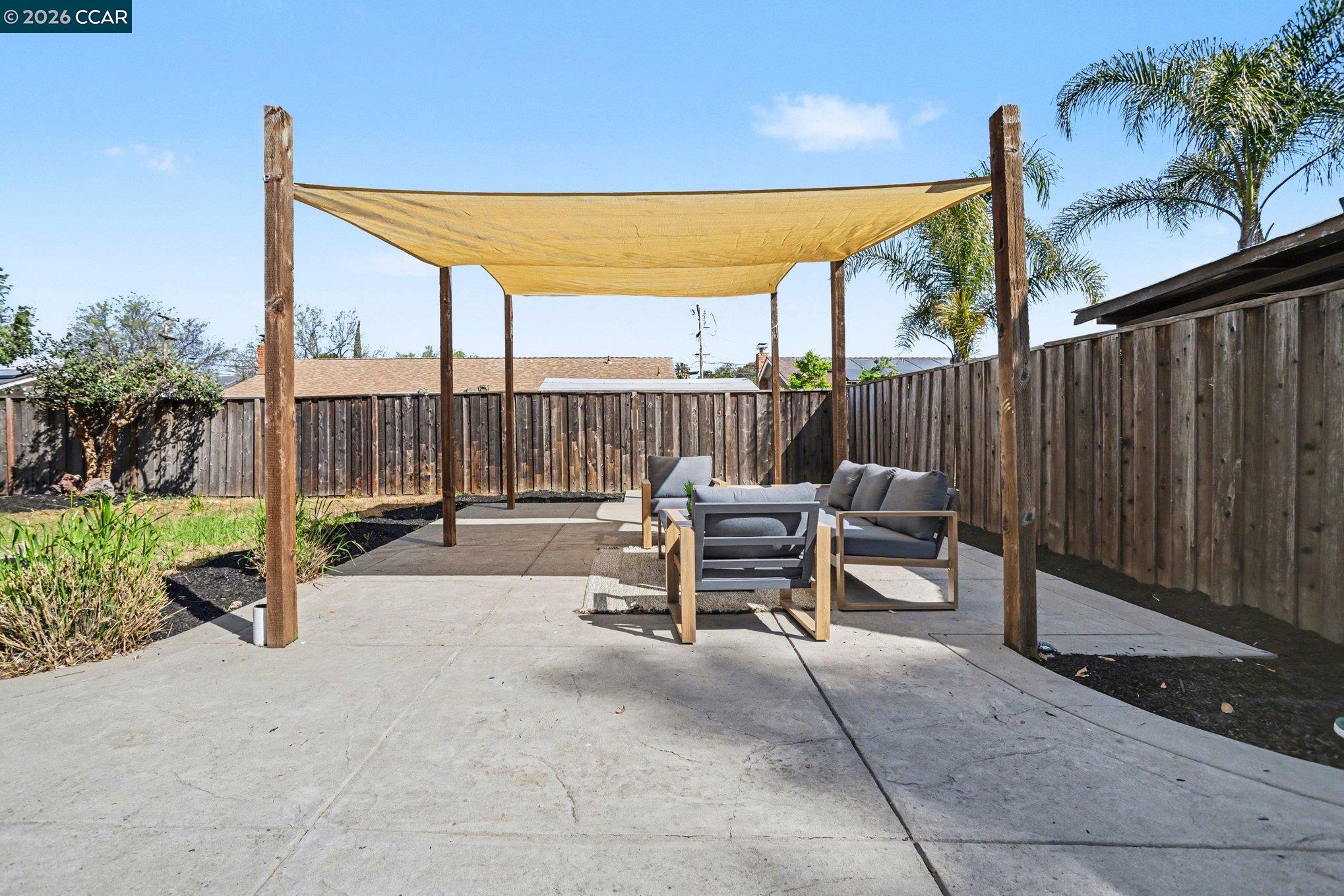 Detail Gallery Image 22 of 29 For 2579 Montgomery Ave, Concord,  CA 94519 - 3 Beds | 2 Baths