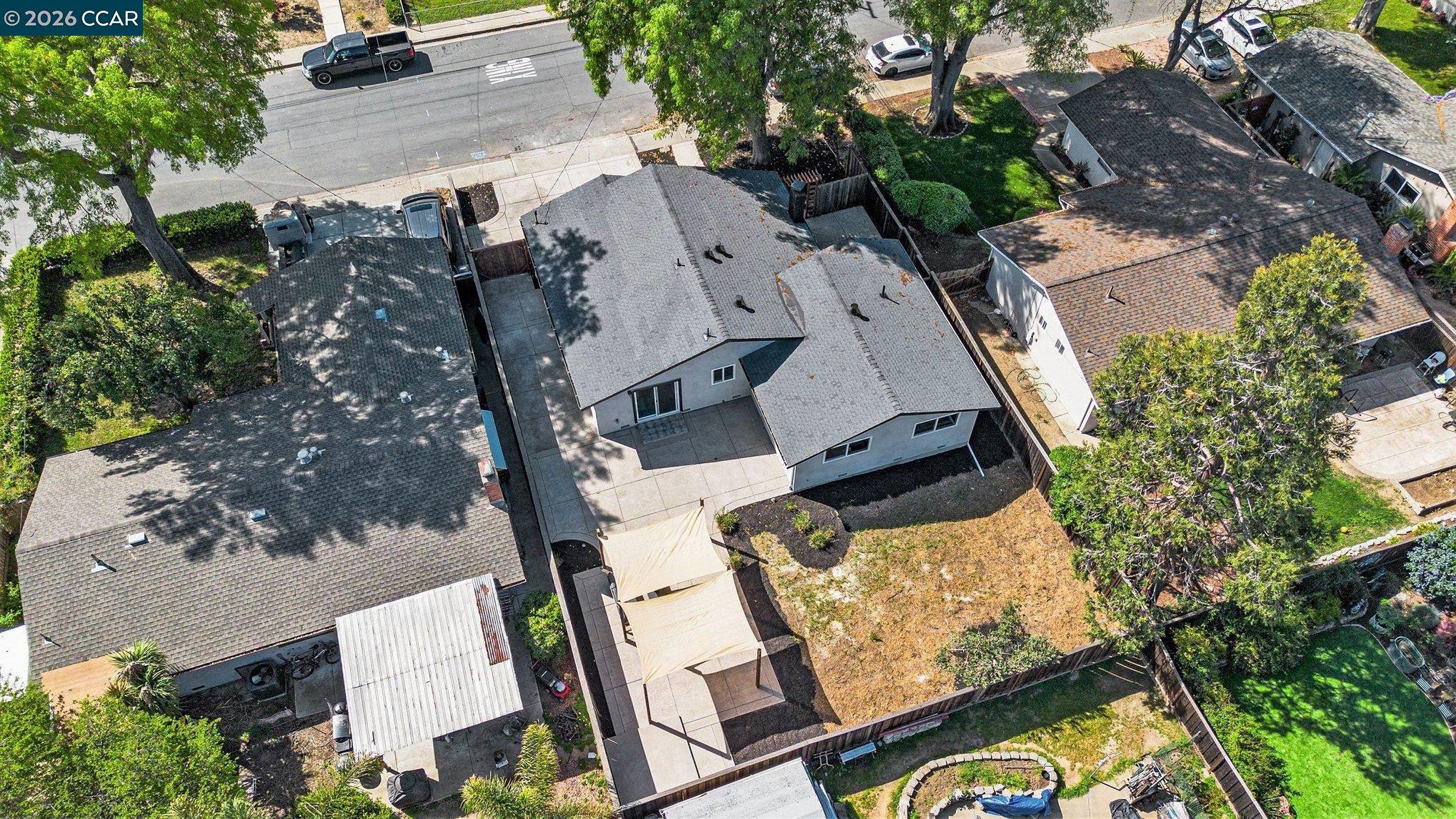 Detail Gallery Image 25 of 29 For 2579 Montgomery Ave, Concord,  CA 94519 - 3 Beds | 2 Baths