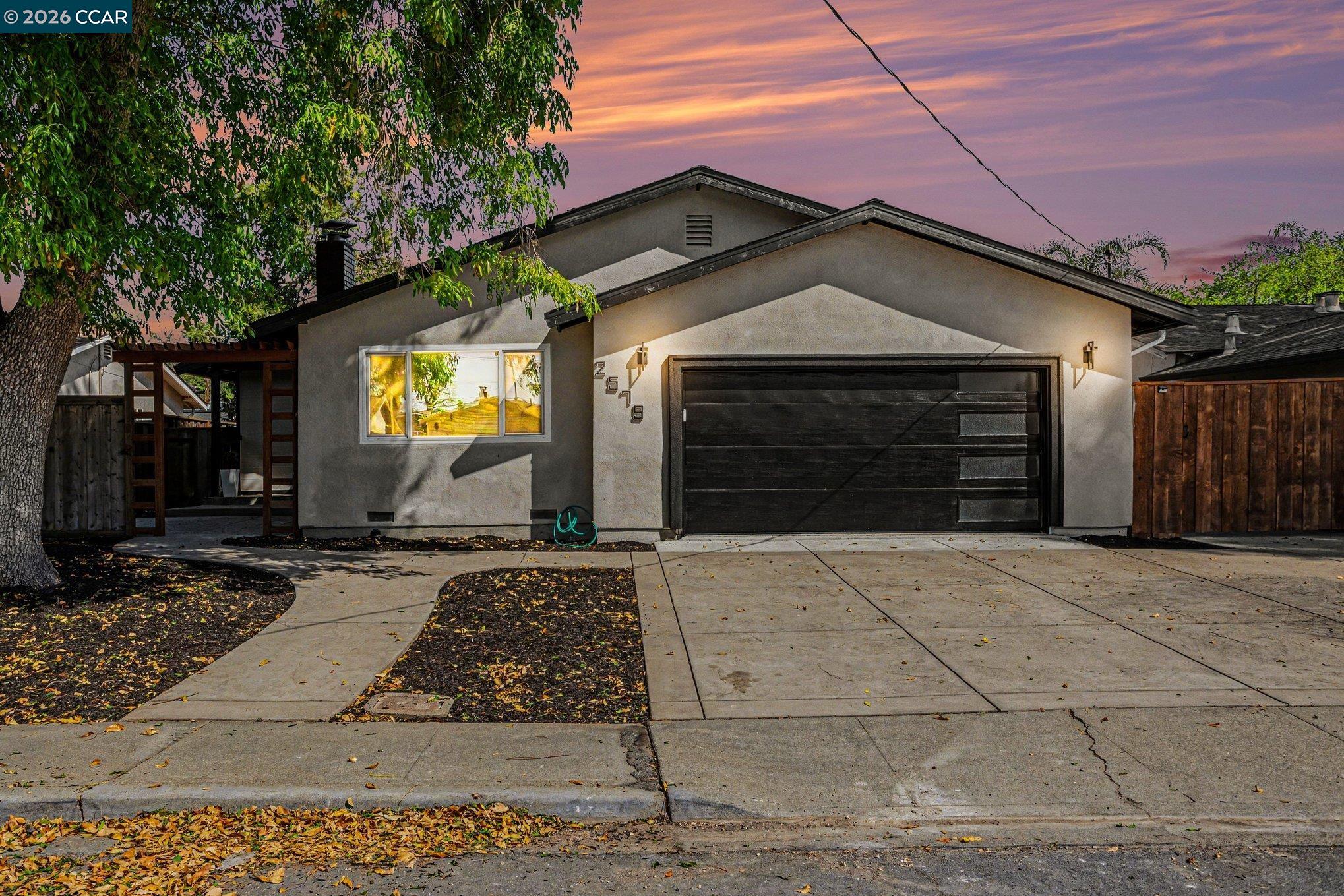 Detail Gallery Image 28 of 29 For 2579 Montgomery Ave, Concord,  CA 94519 - 3 Beds | 2 Baths