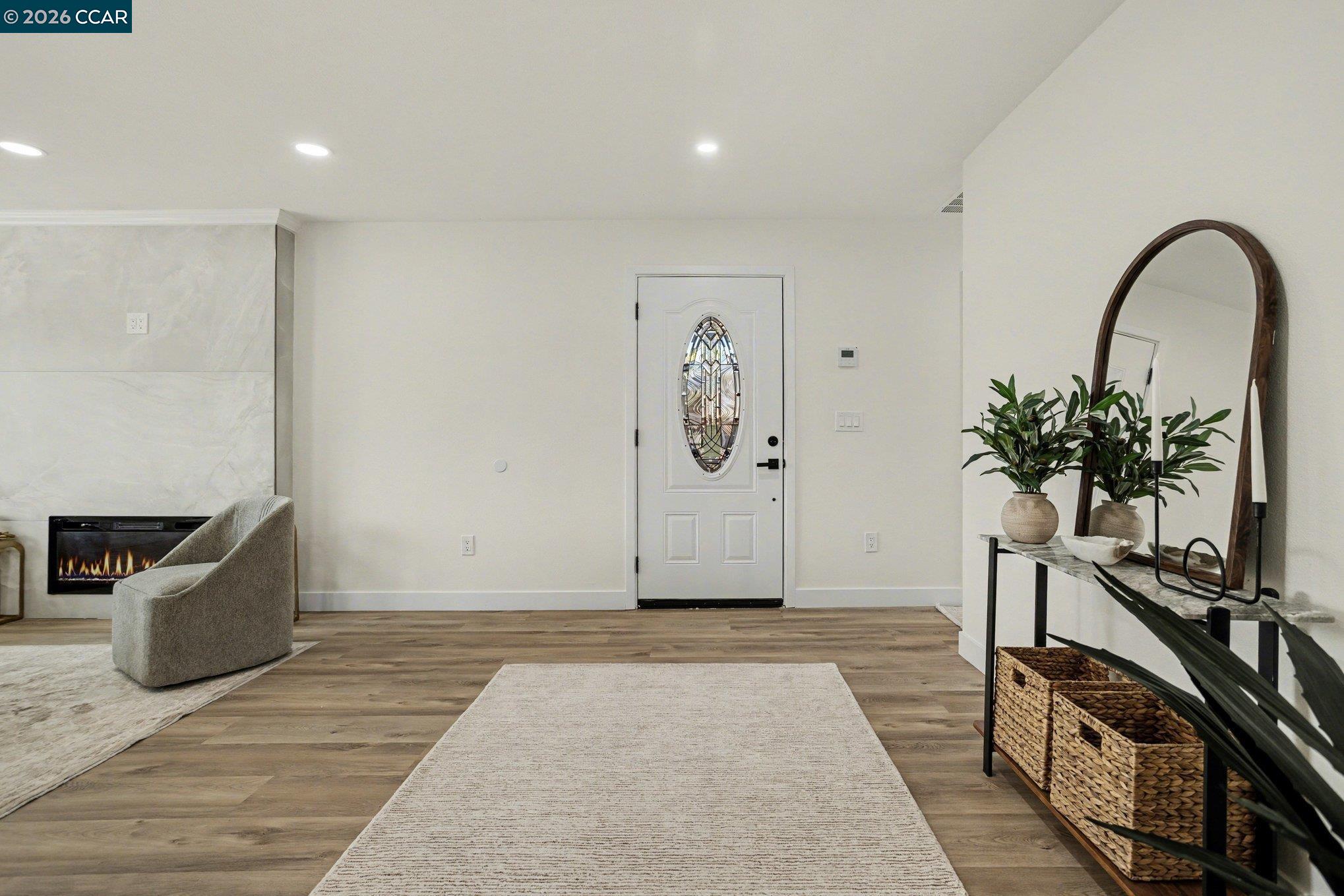 Detail Gallery Image 6 of 29 For 2579 Montgomery Ave, Concord,  CA 94519 - 3 Beds | 2 Baths