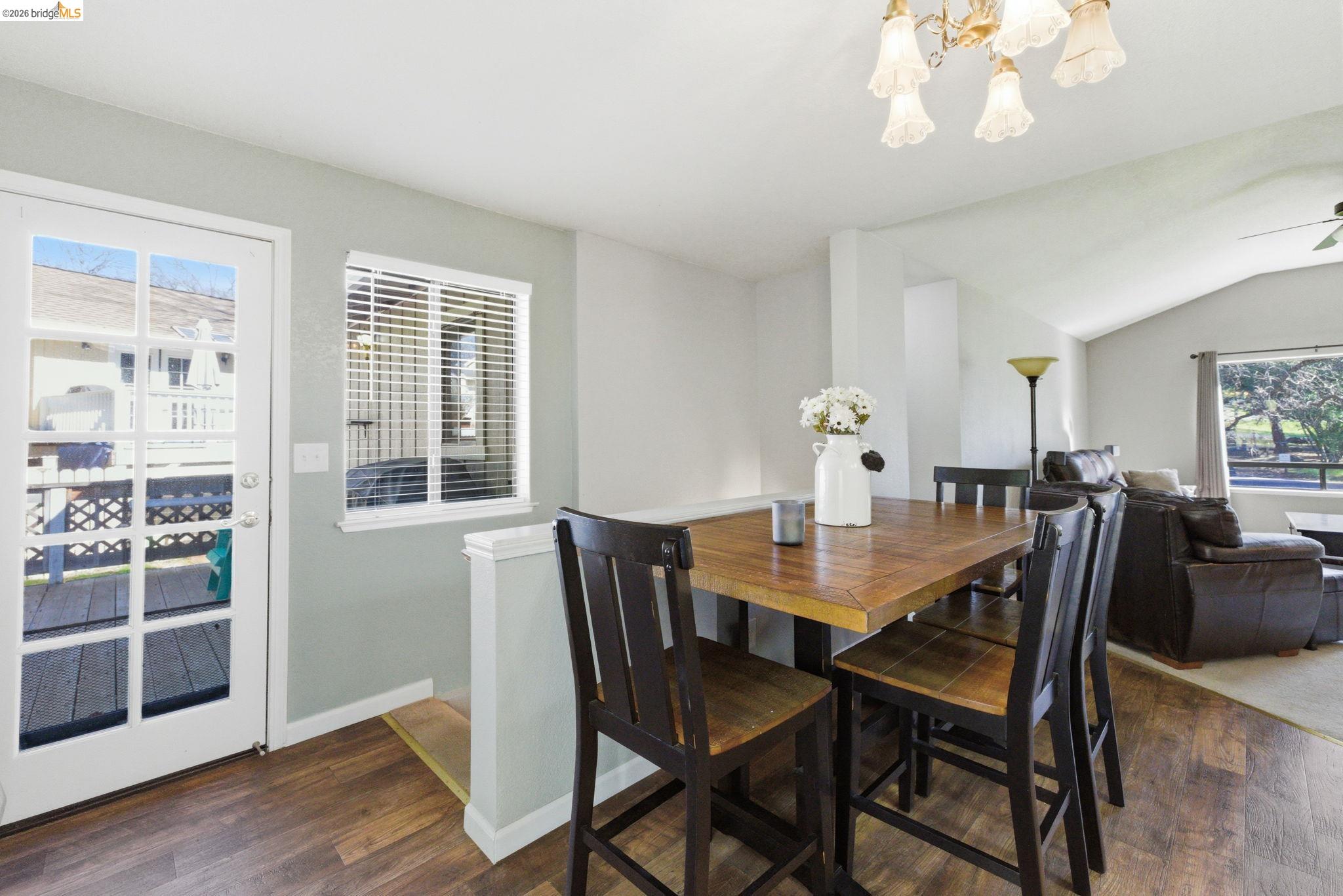 Detail Gallery Image 19 of 59 For 12796 Cresthaven Dr, Groveland,  CA 95321 - 3 Beds | 2 Baths