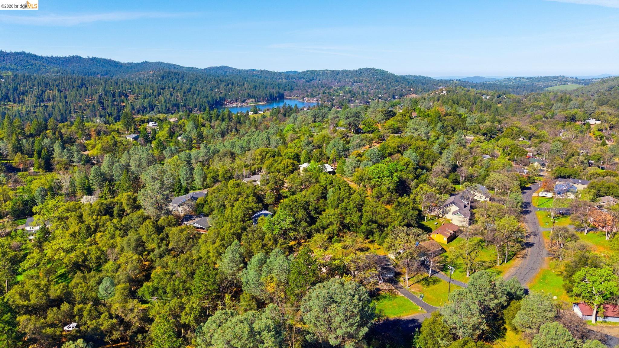 Detail Gallery Image 39 of 59 For 12796 Cresthaven Dr, Groveland,  CA 95321 - 3 Beds | 2 Baths