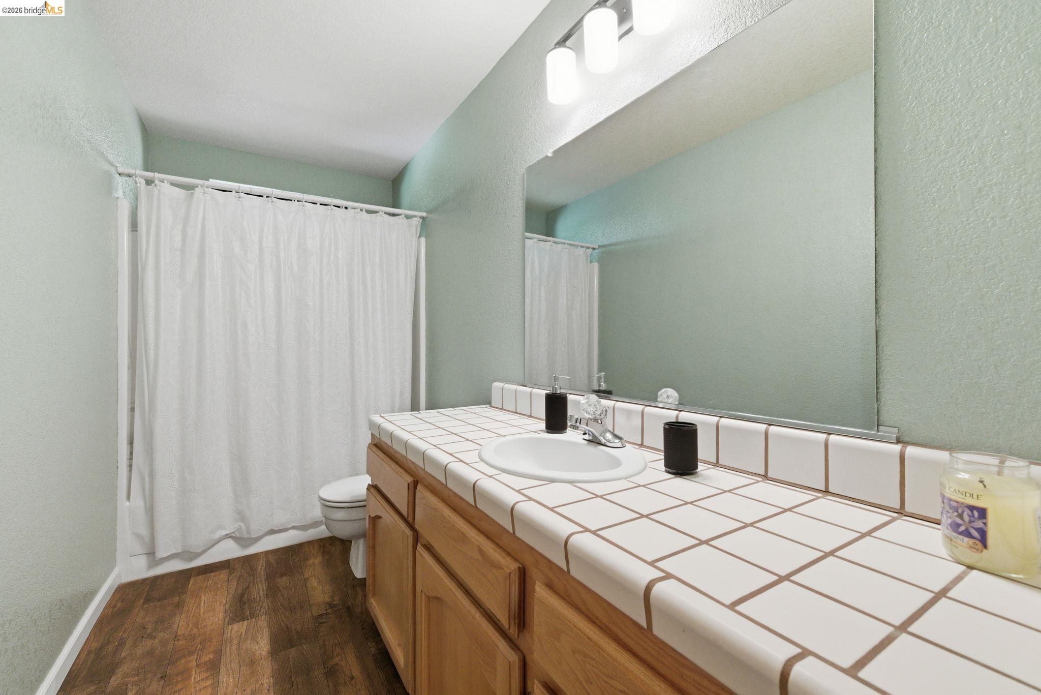 Detail Gallery Image 5 of 59 For 12796 Cresthaven Dr, Groveland,  CA 95321 - 3 Beds | 2 Baths