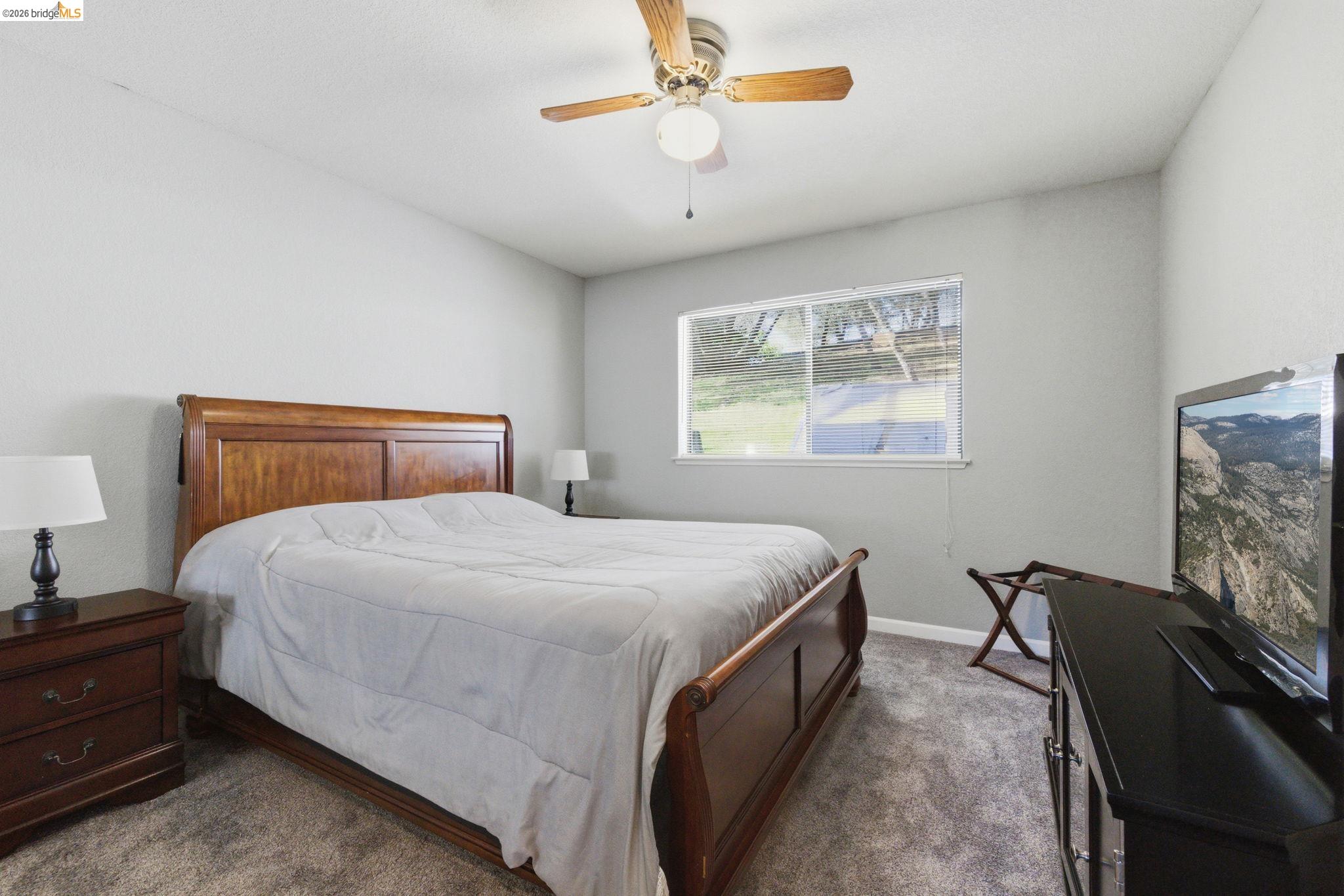 Detail Gallery Image 6 of 59 For 12796 Cresthaven Dr, Groveland,  CA 95321 - 3 Beds | 2 Baths