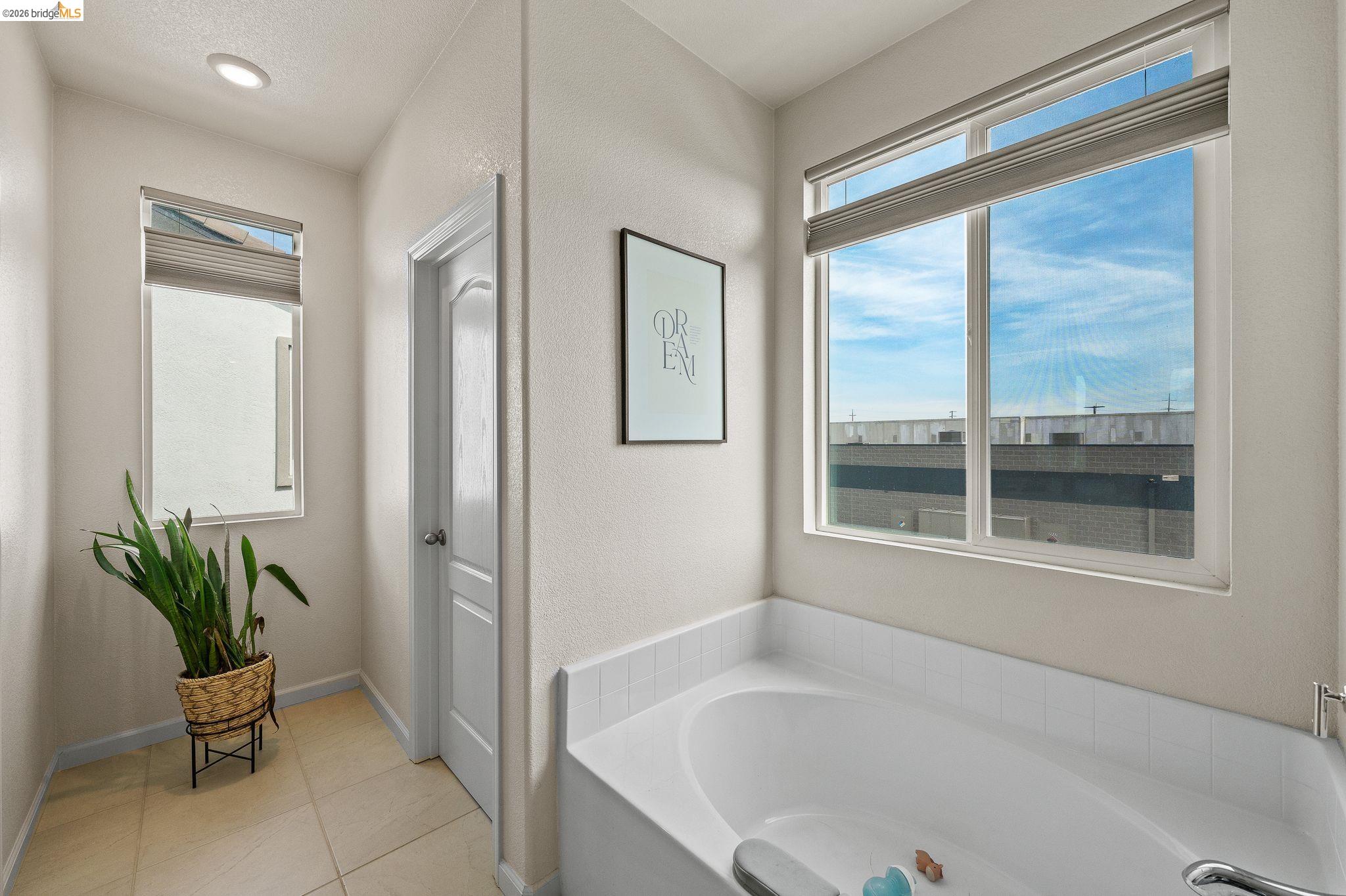 Detail Gallery Image 21 of 38 For 916 Diego Dr, Oakley,  CA 94561 - 3 Beds | 2/1 Baths