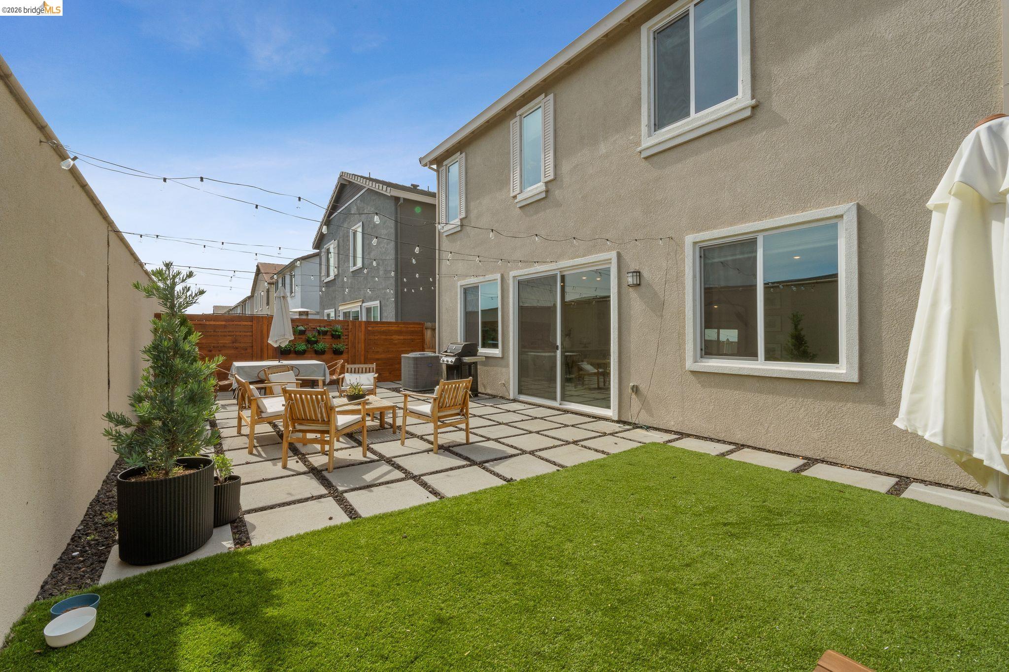 Detail Gallery Image 32 of 38 For 916 Diego Dr, Oakley,  CA 94561 - 3 Beds | 2/1 Baths