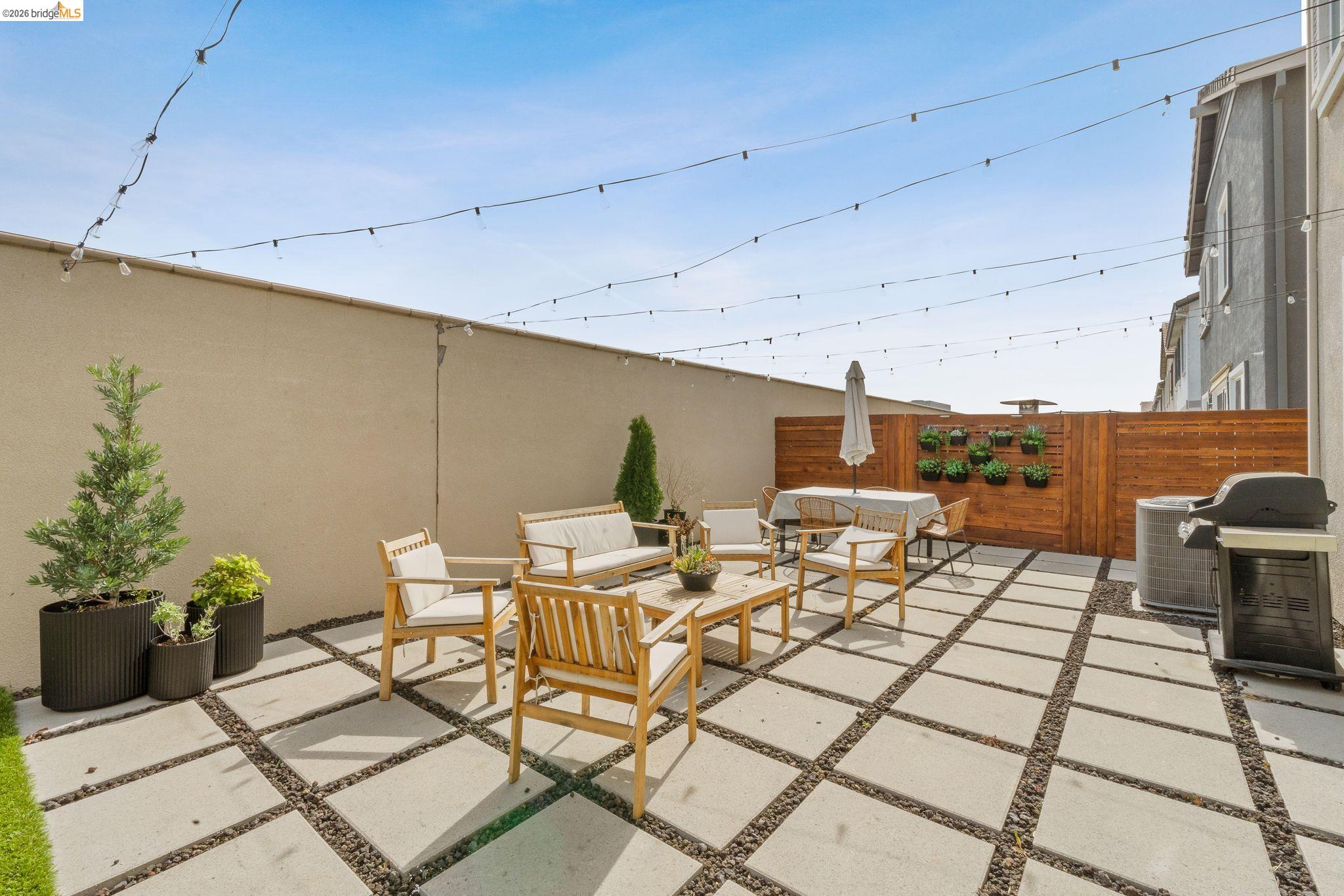 Detail Gallery Image 33 of 38 For 916 Diego Dr, Oakley,  CA 94561 - 3 Beds | 2/1 Baths