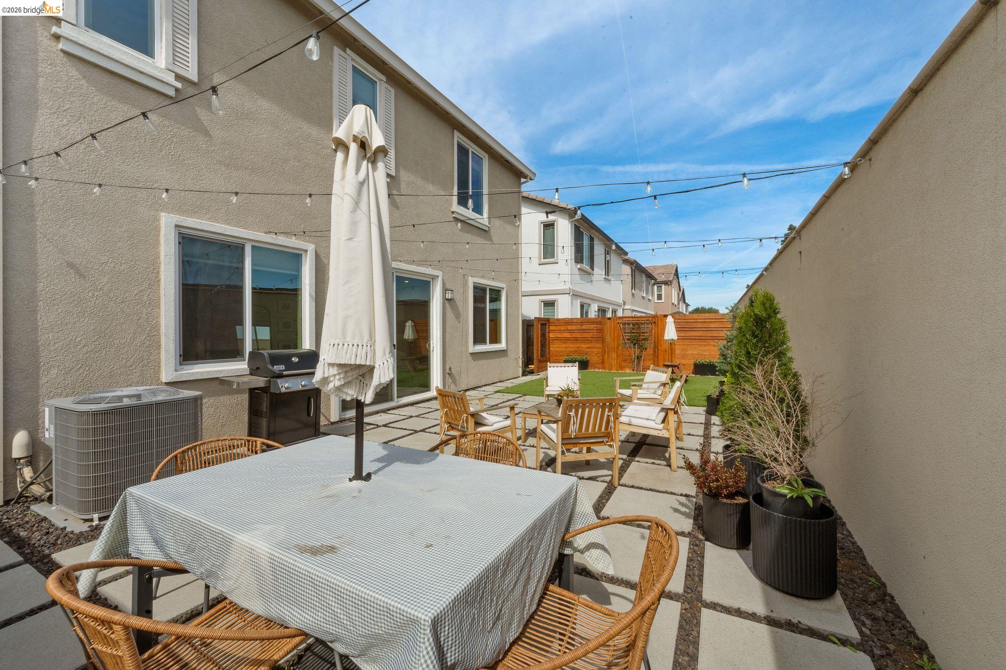 Detail Gallery Image 37 of 38 For 916 Diego Dr, Oakley,  CA 94561 - 3 Beds | 2/1 Baths