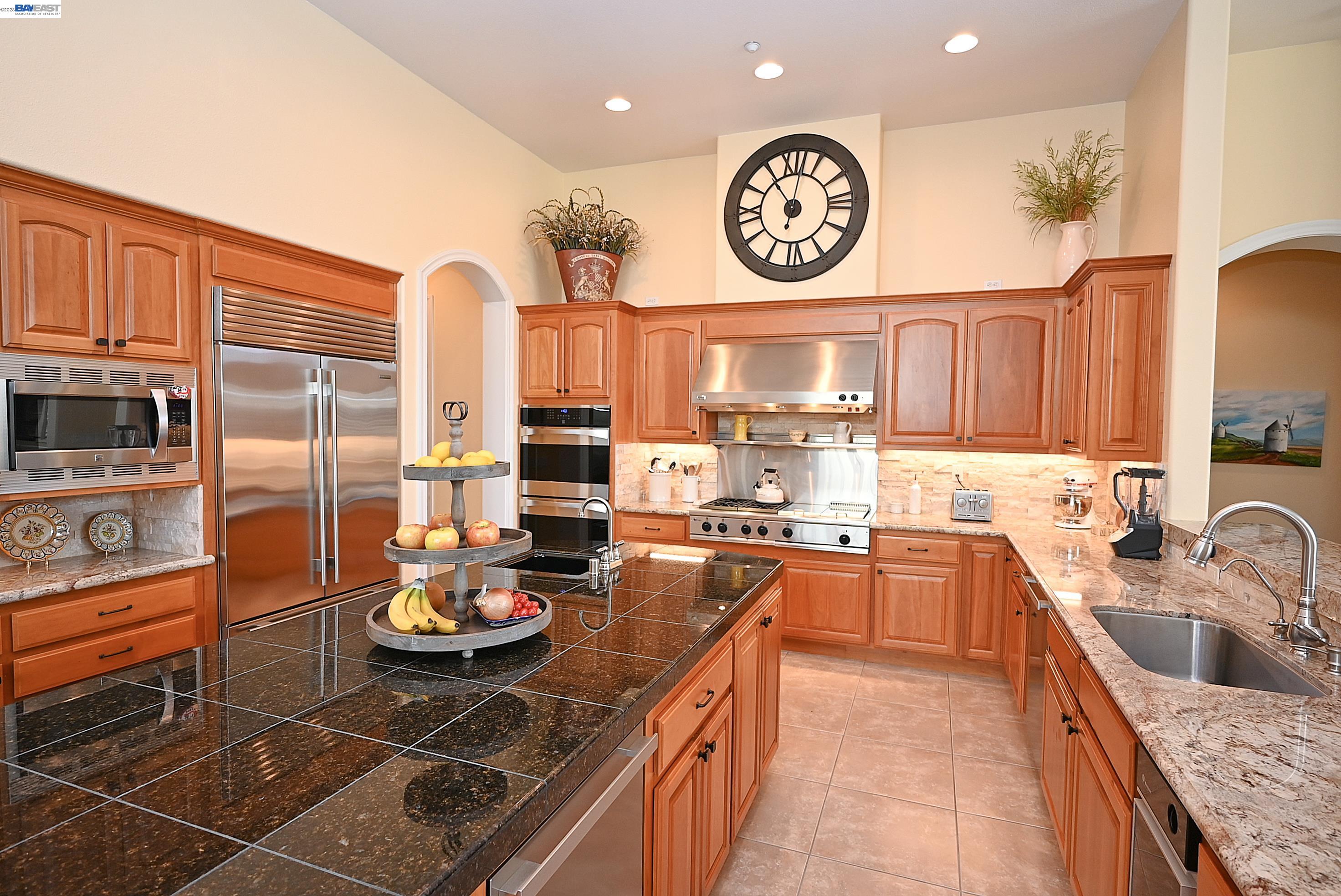 Detail Gallery Image 12 of 59 For 2221 Leccino Ct, Livermore,  CA 94550 - 4 Beds | 3/1 Baths