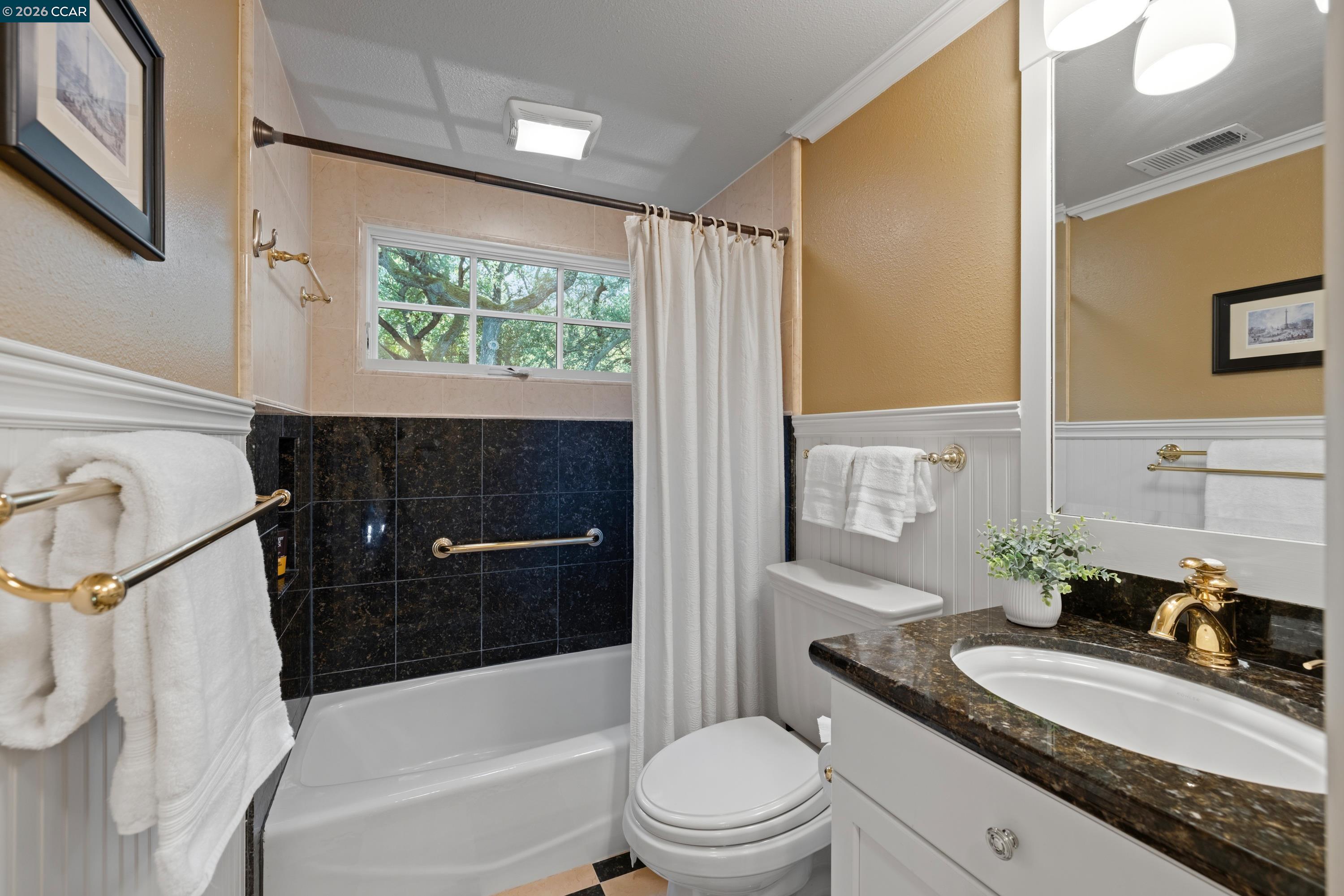 Detail Gallery Image 34 of 52 For 166 Gerald Drive, Danville,  CA 94526 - 4 Beds | 2/1 Baths