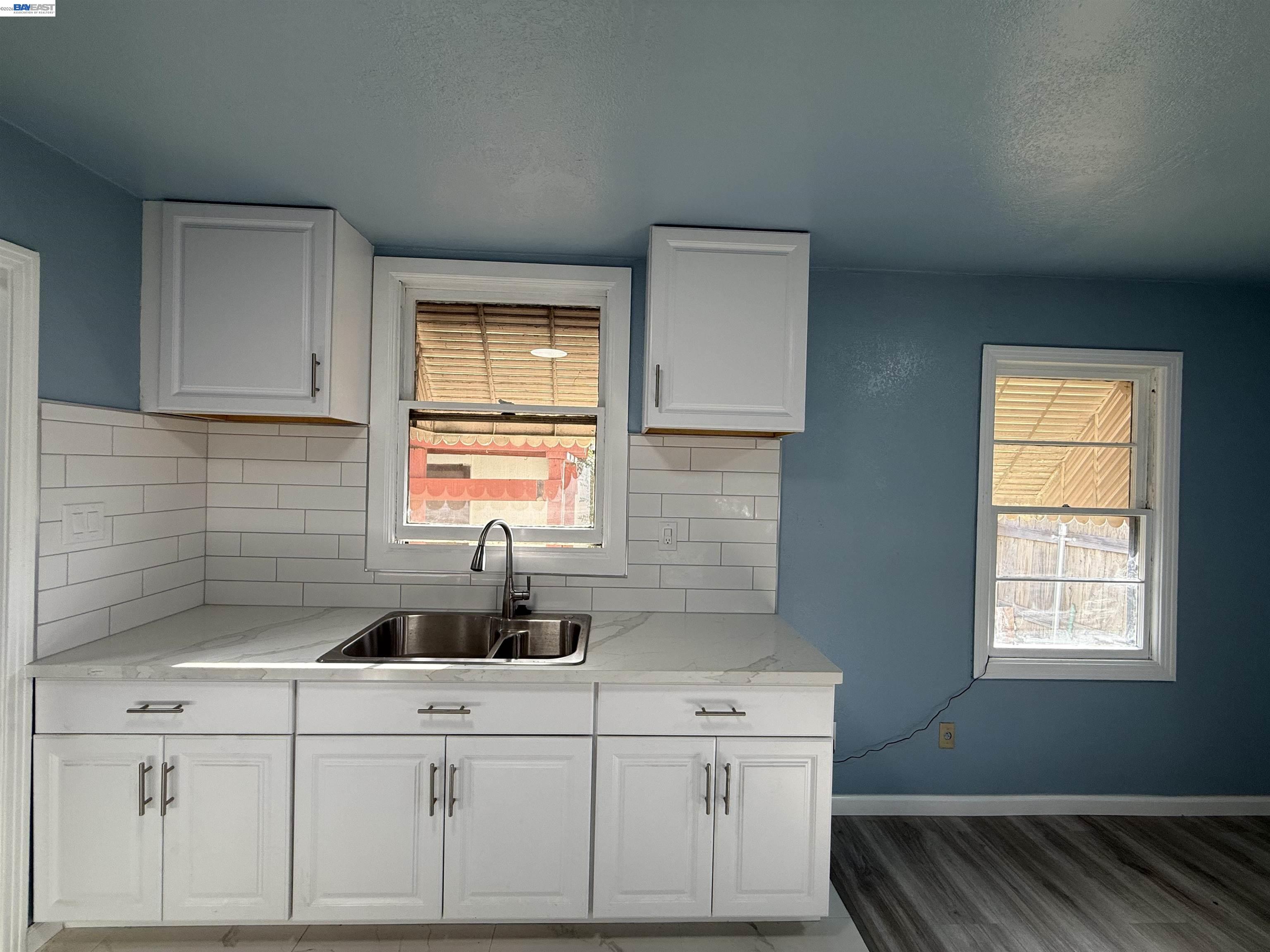 Detail Gallery Image 14 of 37 For 5500 Fruitridge Rd, Sacramento,  CA 95820 - 2 Beds | 1 Baths