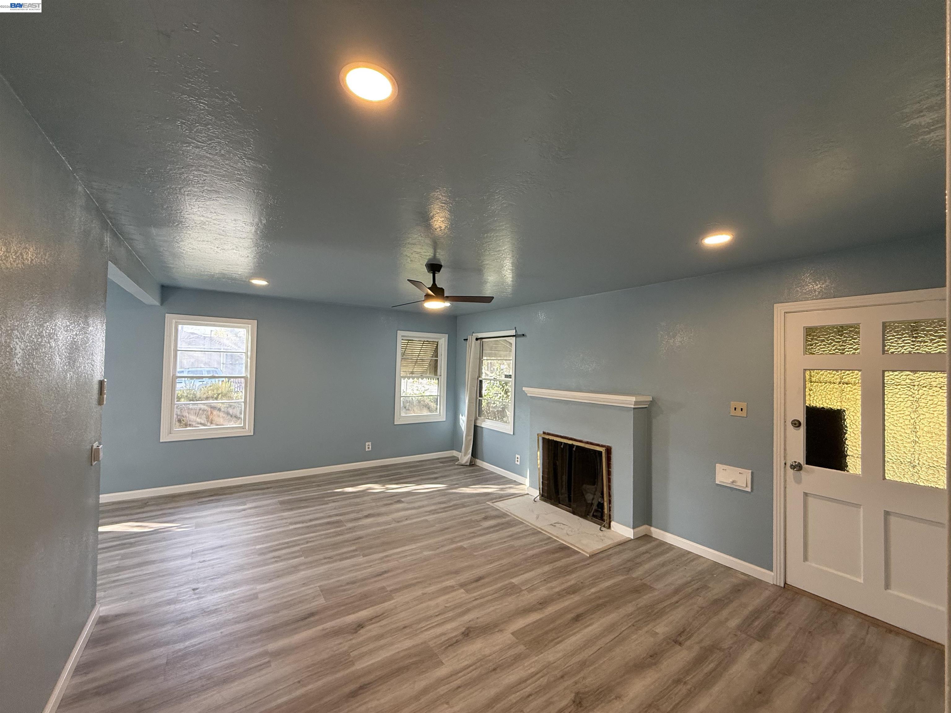 Detail Gallery Image 21 of 37 For 5500 Fruitridge Rd, Sacramento,  CA 95820 - 2 Beds | 1 Baths