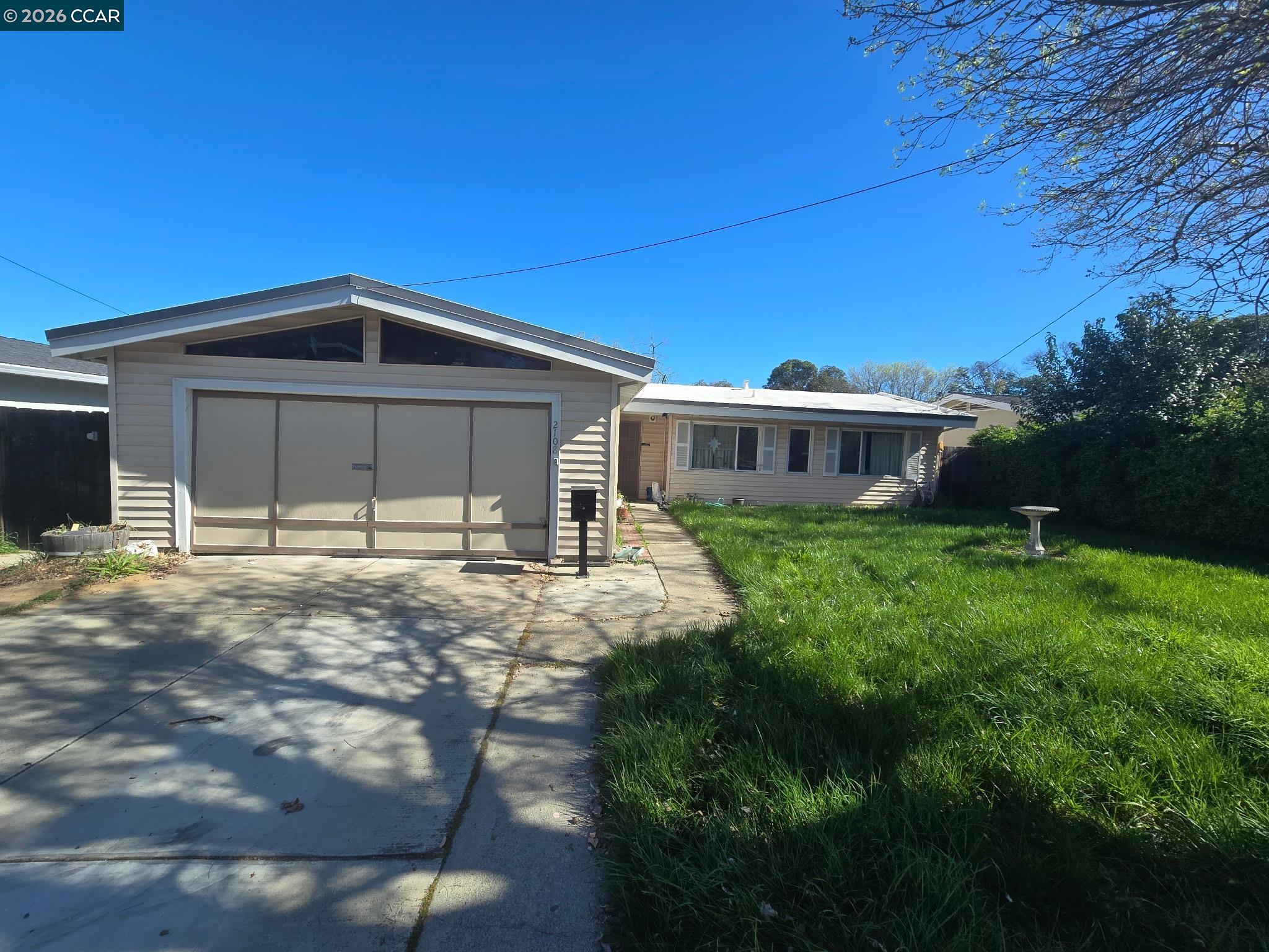 Front Image Thumbnail for CC41127633