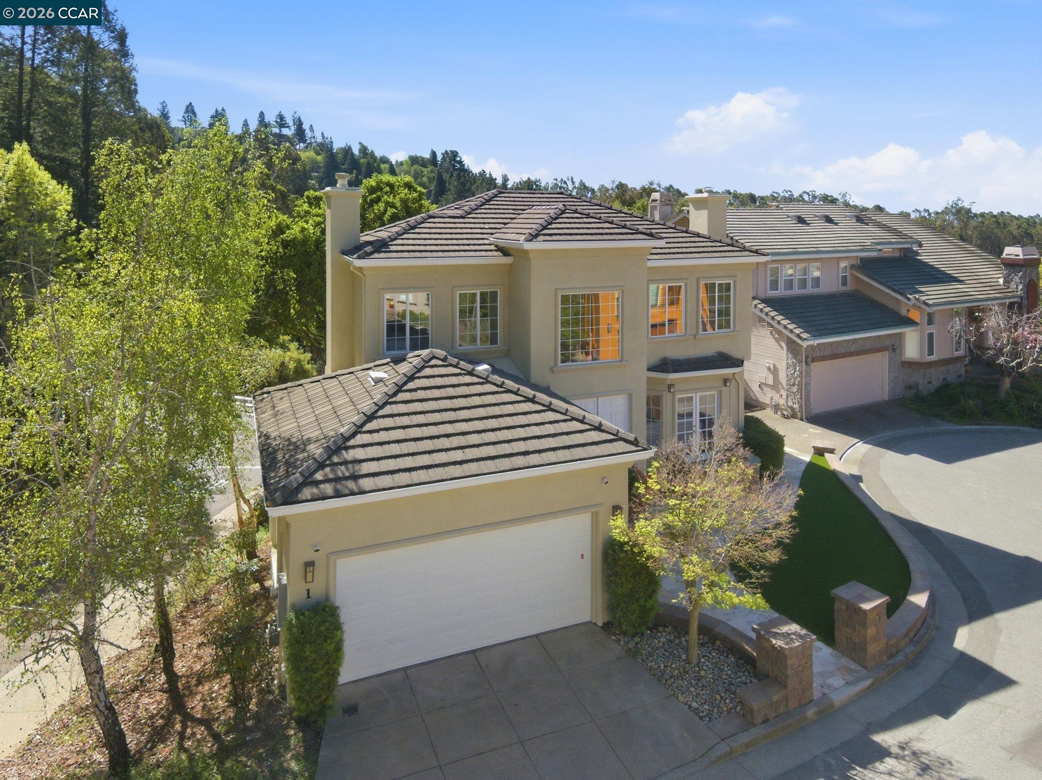 Detail Gallery Image 48 of 60 For 1 Bay Forest Pl, Oakland,  CA 94611 - 3 Beds | 2/1 Baths