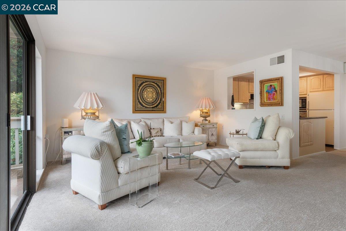 Photo #23: 41127635 Listing: Photo #23