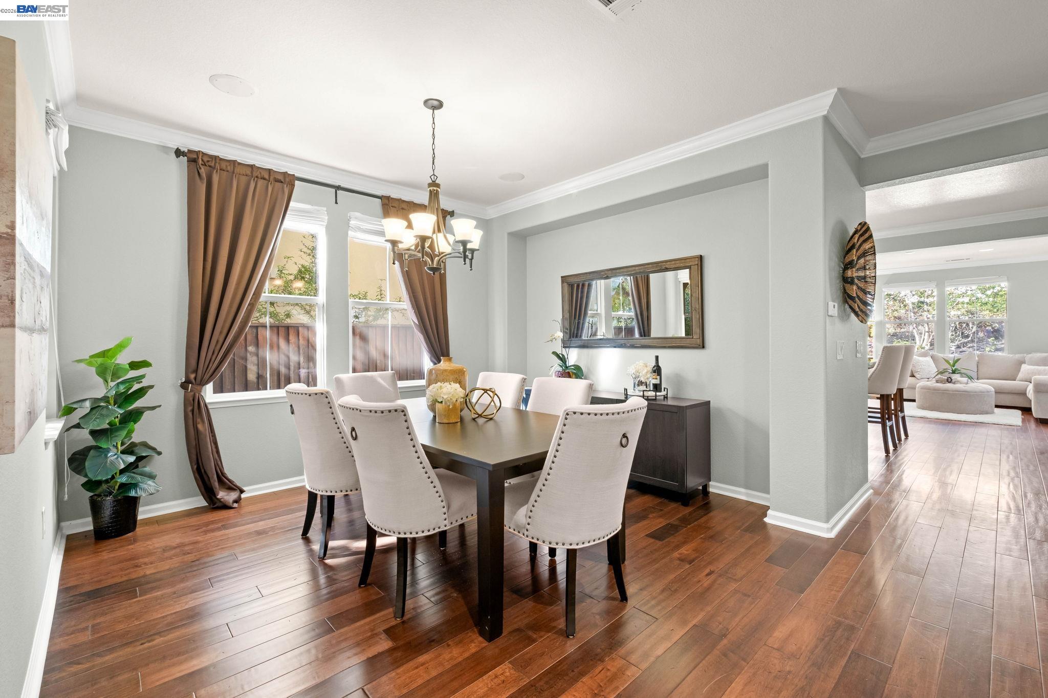 Detail Gallery Image 11 of 49 For 3132 Ashbrook Ln, San Ramon,  CA 94582 - 5 Beds | 3 Baths