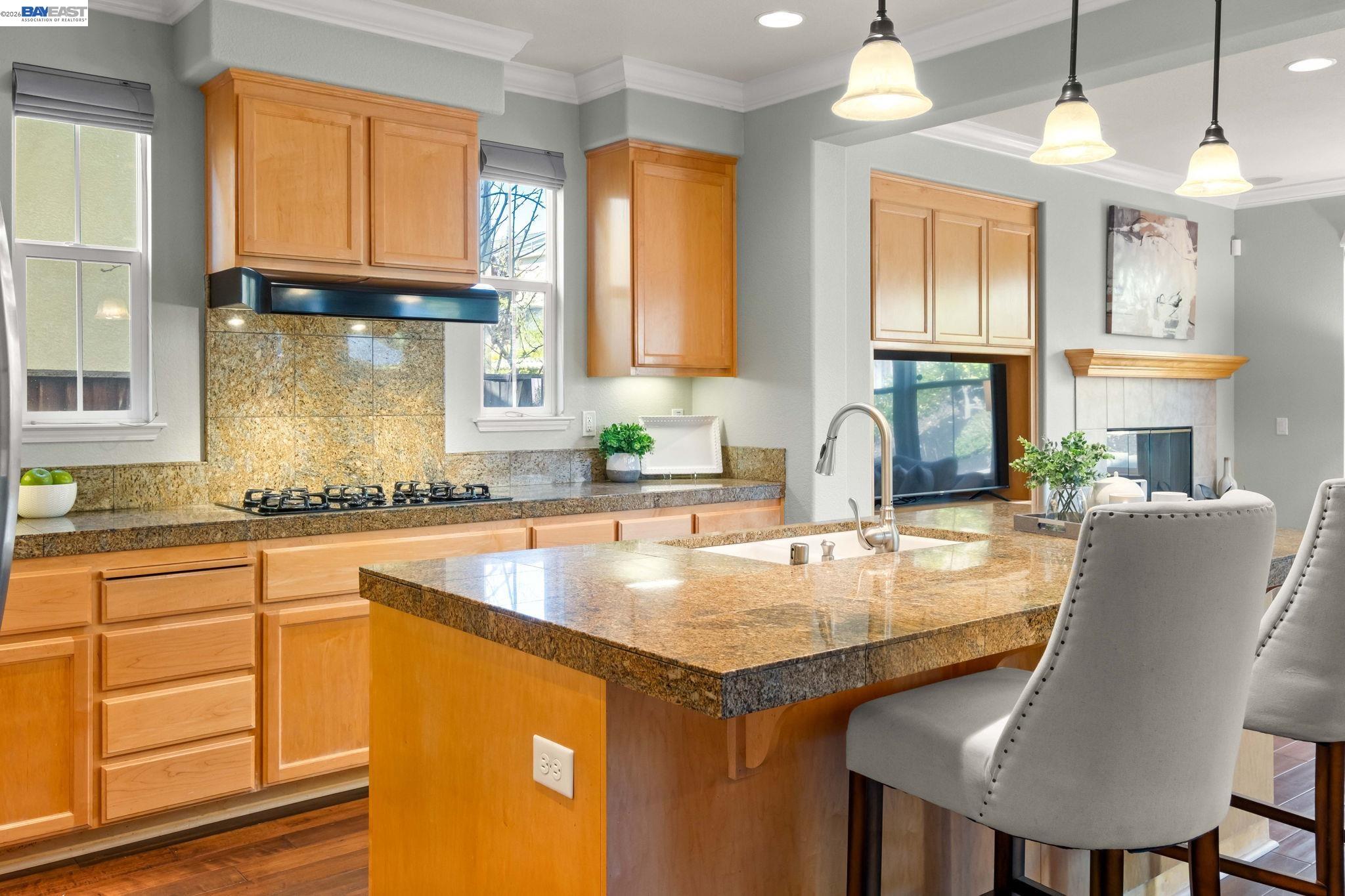 Detail Gallery Image 13 of 49 For 3132 Ashbrook Ln, San Ramon,  CA 94582 - 5 Beds | 3 Baths