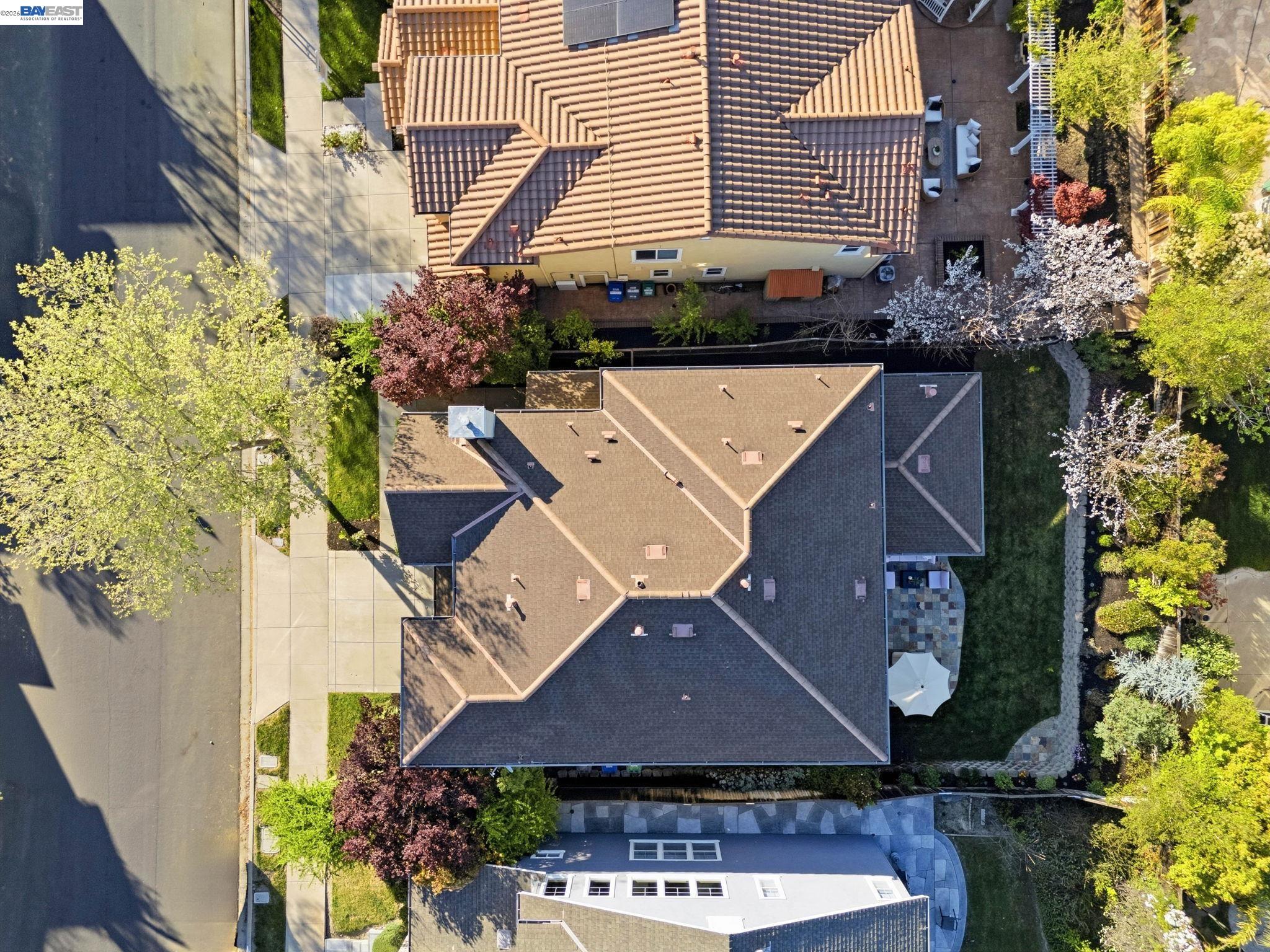 Detail Gallery Image 3 of 49 For 3132 Ashbrook Ln, San Ramon,  CA 94582 - 5 Beds | 3 Baths