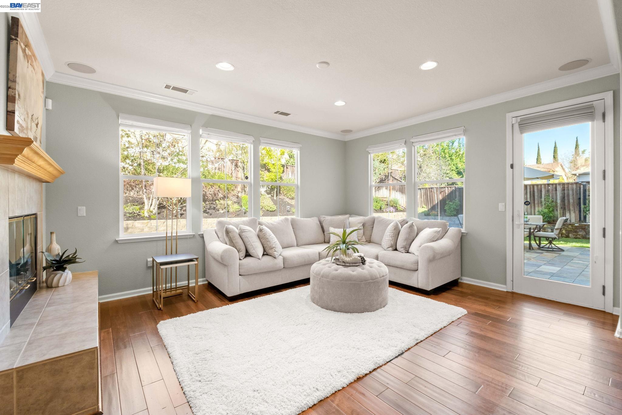 Detail Gallery Image 21 of 49 For 3132 Ashbrook Ln, San Ramon,  CA 94582 - 5 Beds | 3 Baths