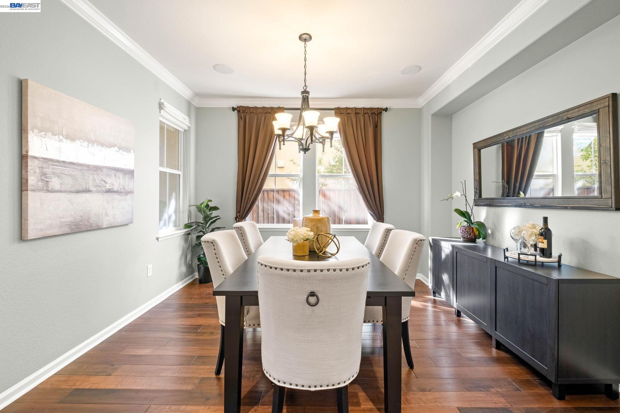 Detail Gallery Image 10 of 49 For 3132 Ashbrook Ln, San Ramon,  CA 94582 - 5 Beds | 3 Baths